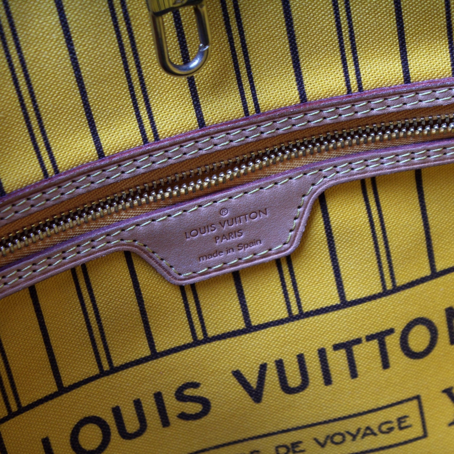 Neverfull MM W/ Wallet Monogram