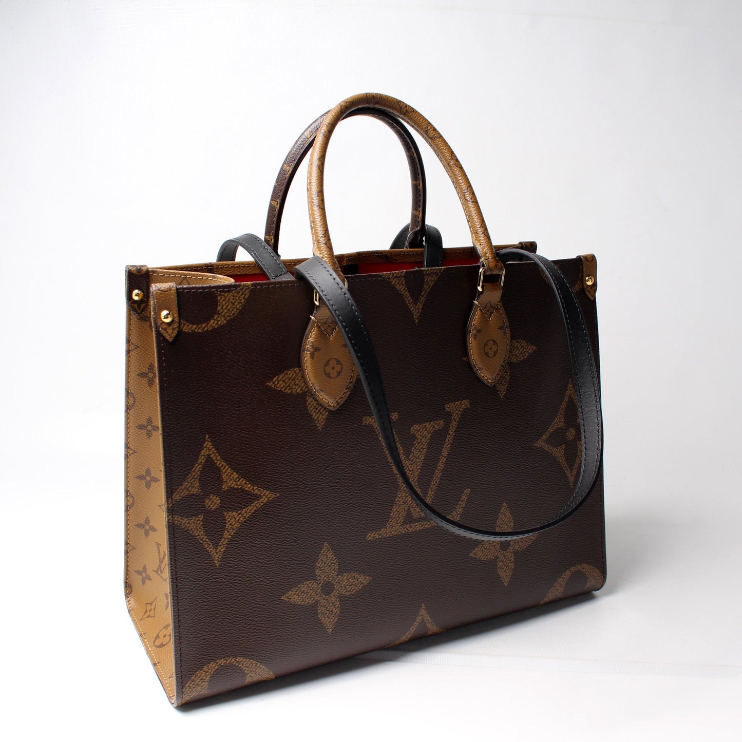 ONTHEGO MM Monogram Reverse