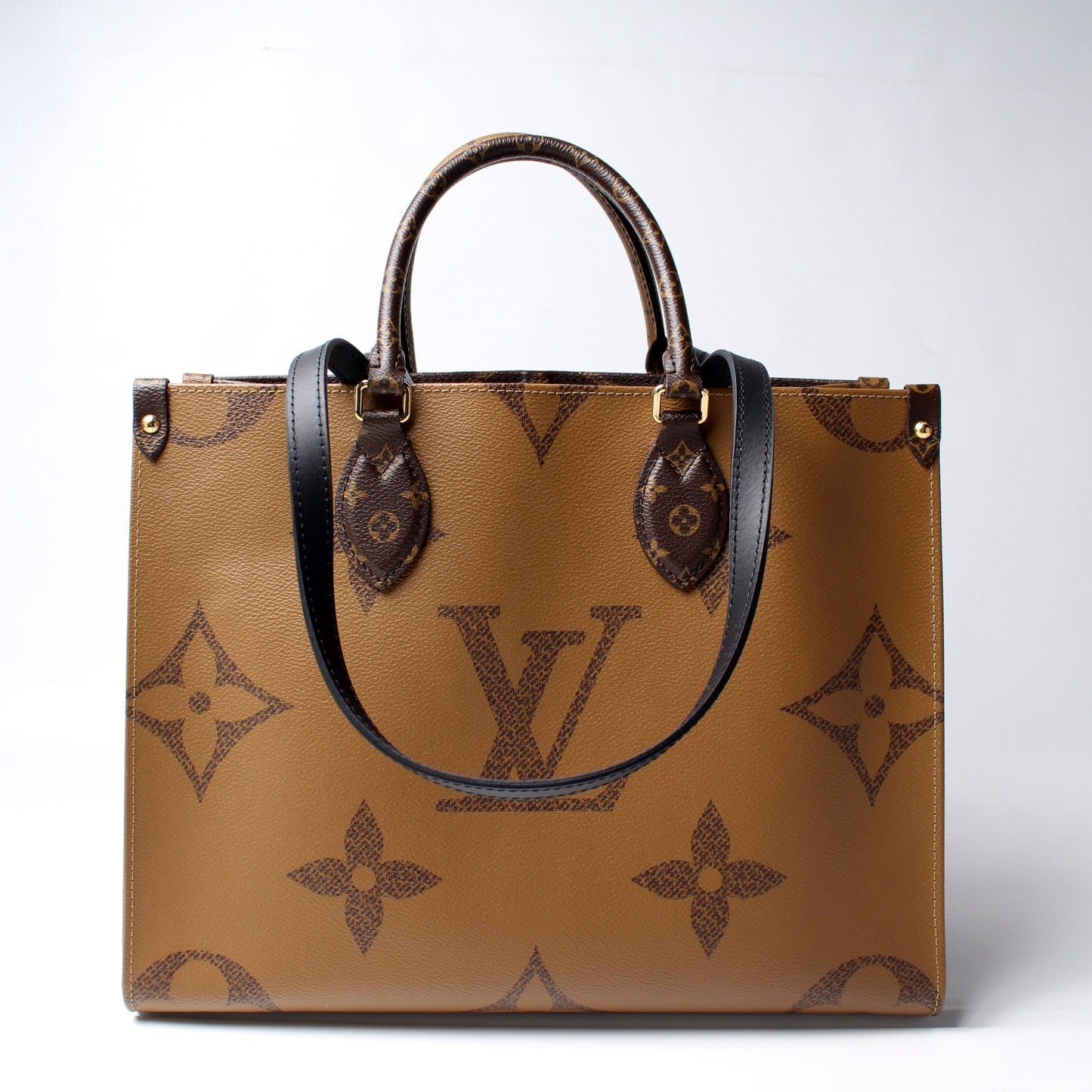 ONTHEGO MM Monogram Reverse