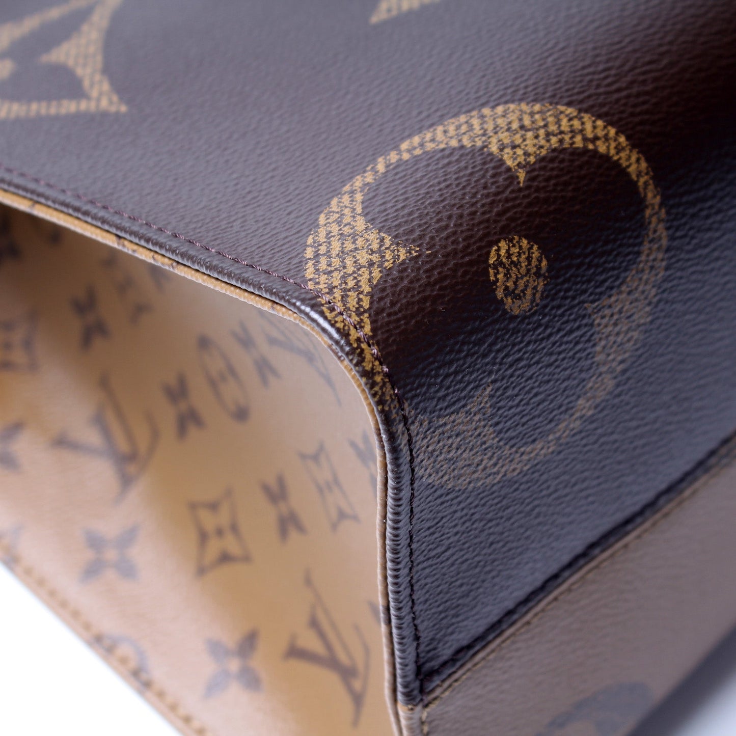 ONTHEGO MM Monogram Reverse