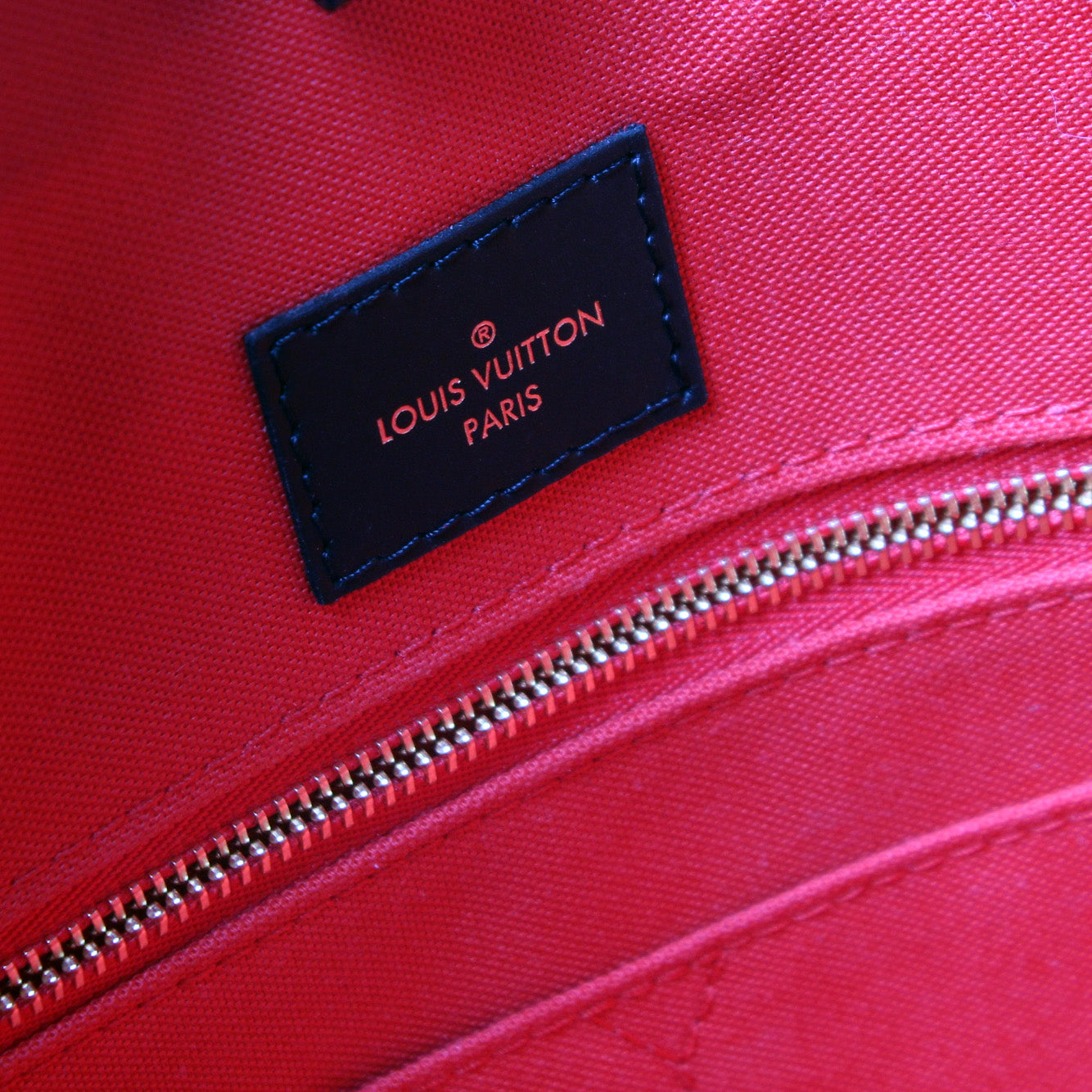 ONTHEGO MM Monogram Reverse