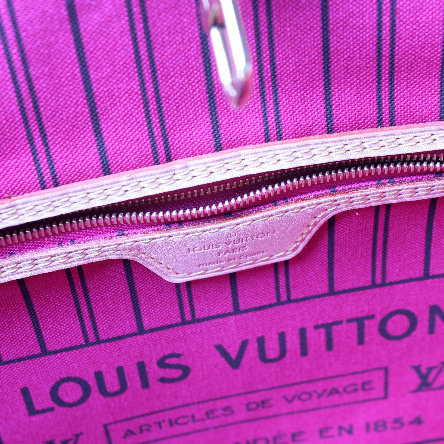 Neverfull MM Monogram