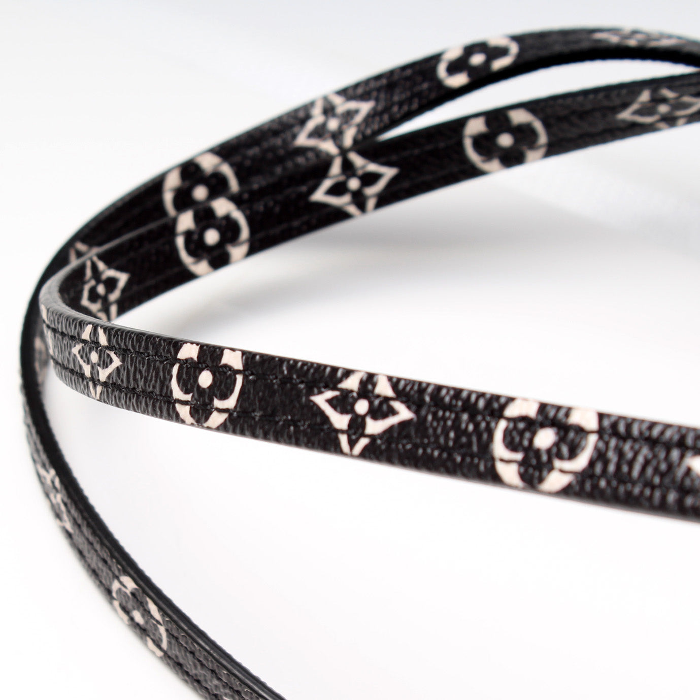 Neverfull MM Giant Crafty Monogram