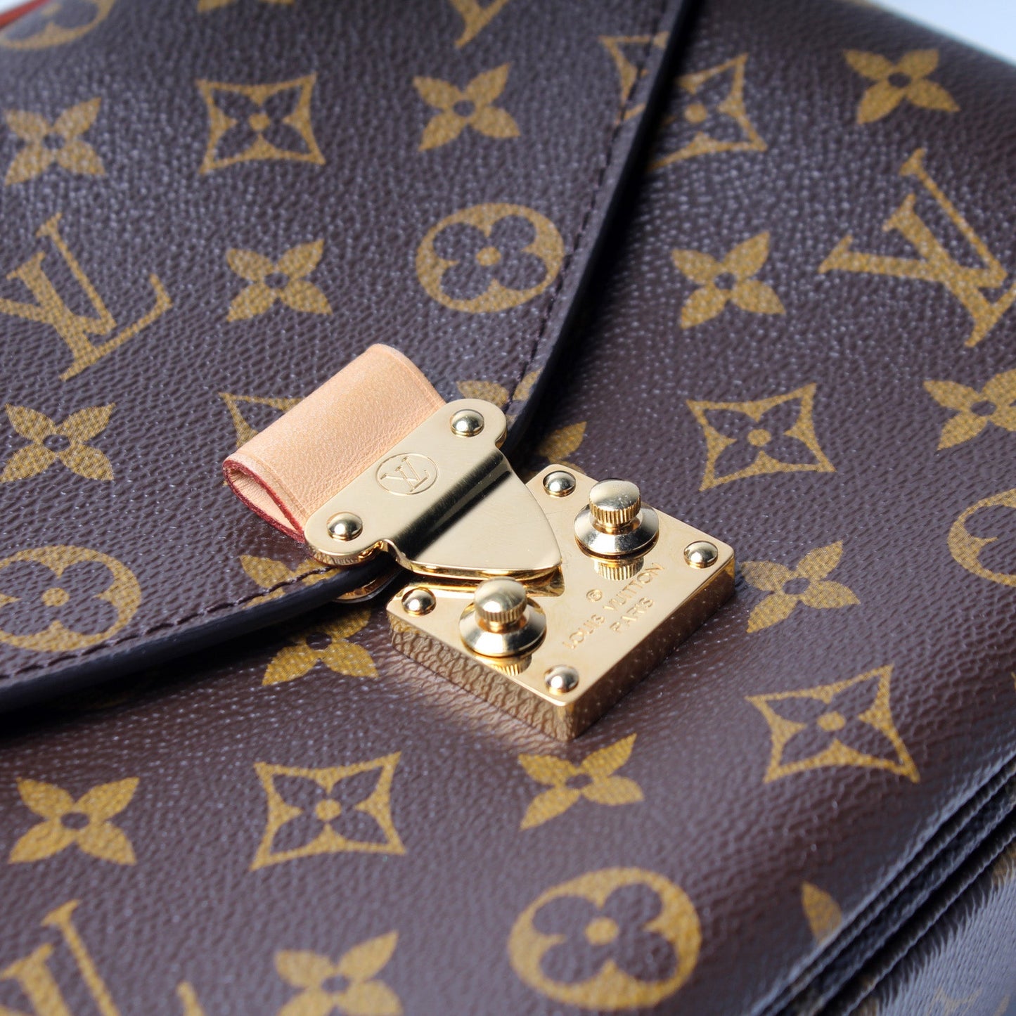 Pochette Metis Monogram