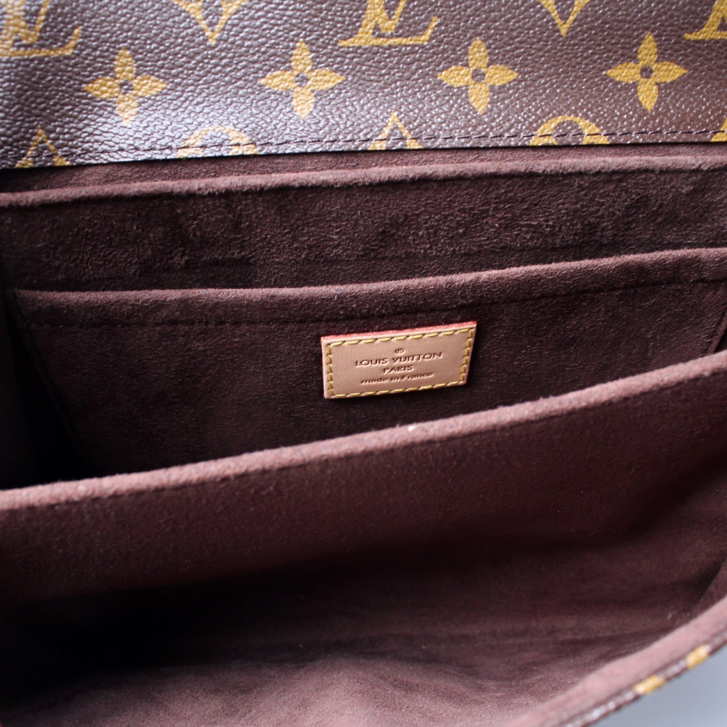 Pochette Metis Monogram