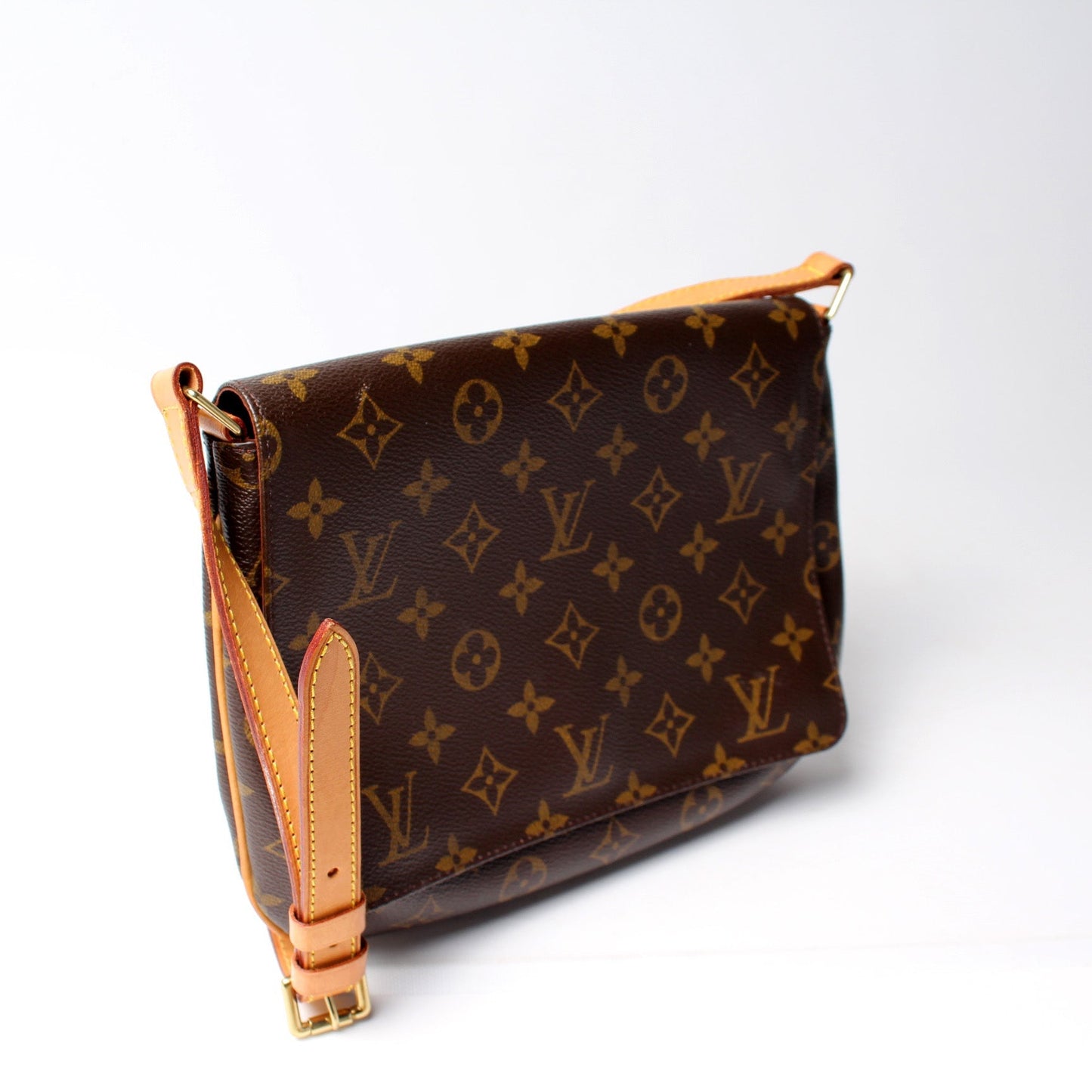 Musette Tango Short Monogram