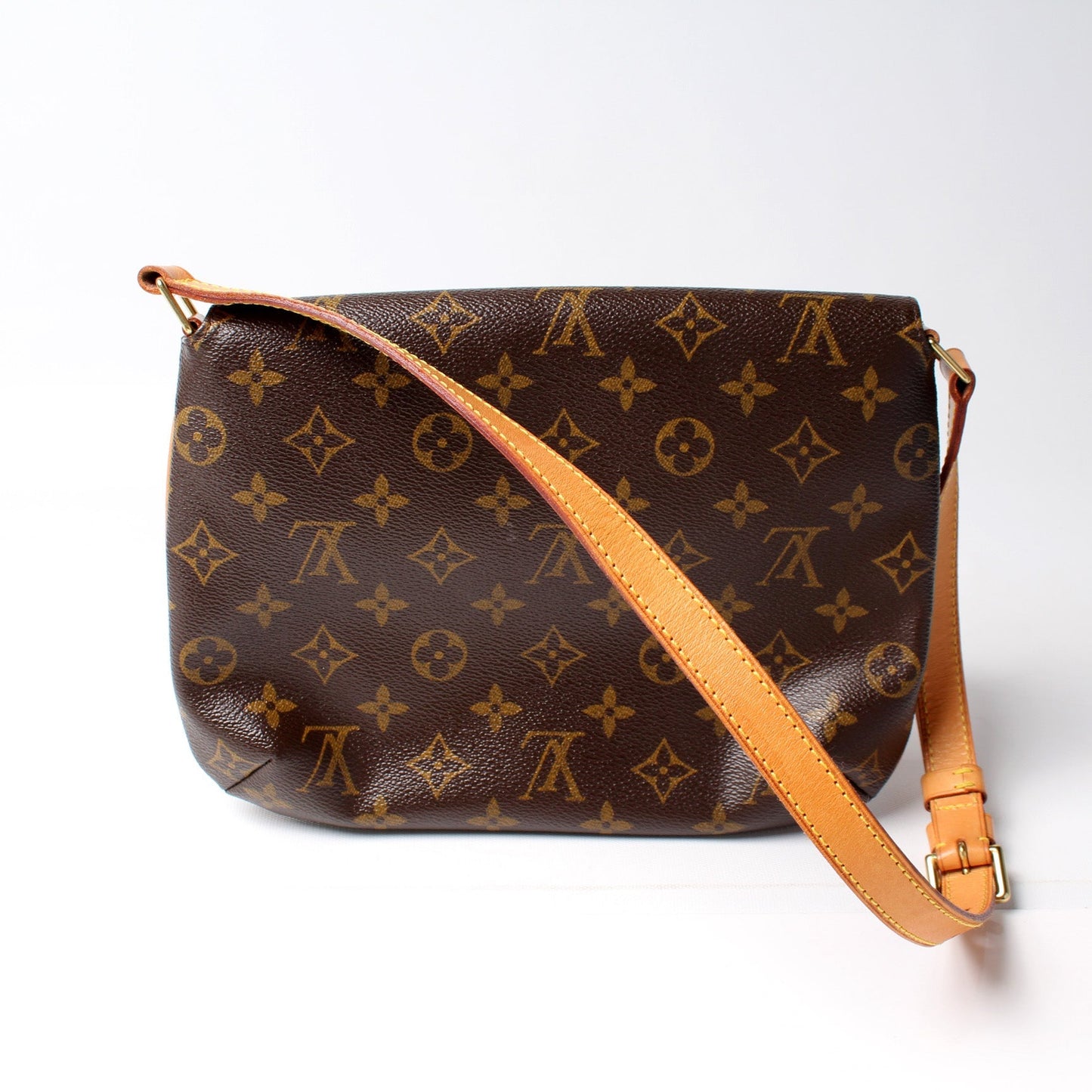 Musette Tango Short Monogram