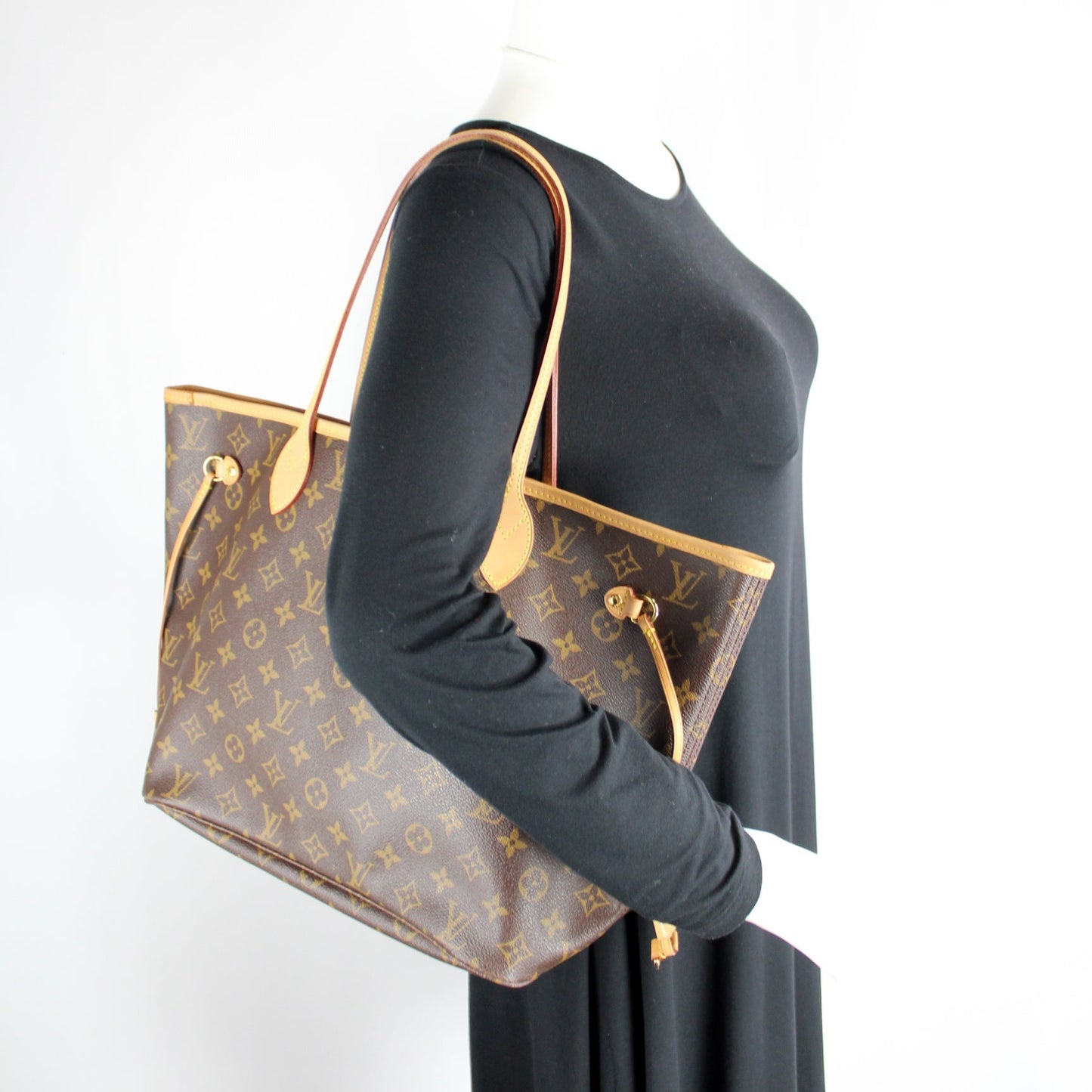 Neverfull MM Monogram