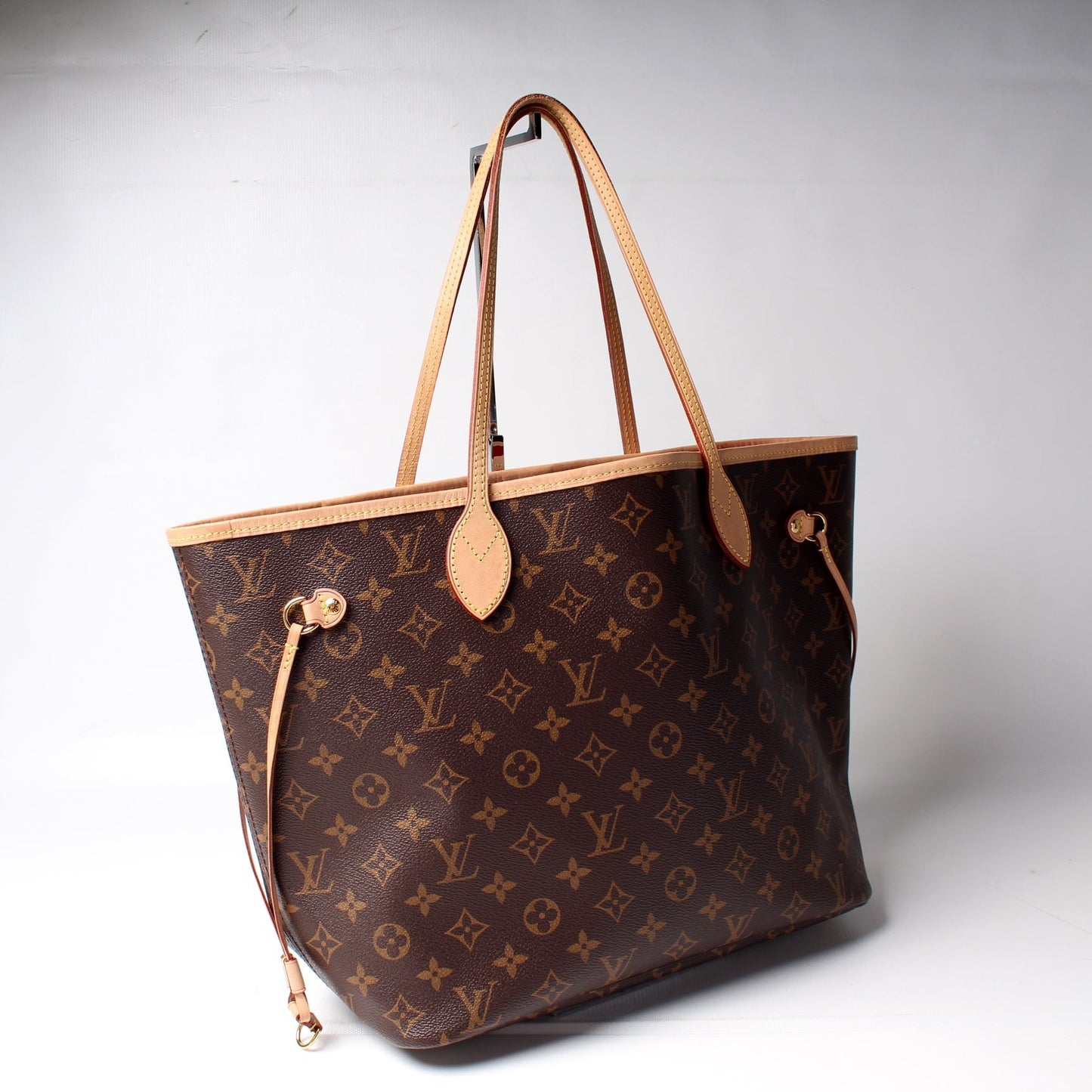 Neverfull MM Monogram
