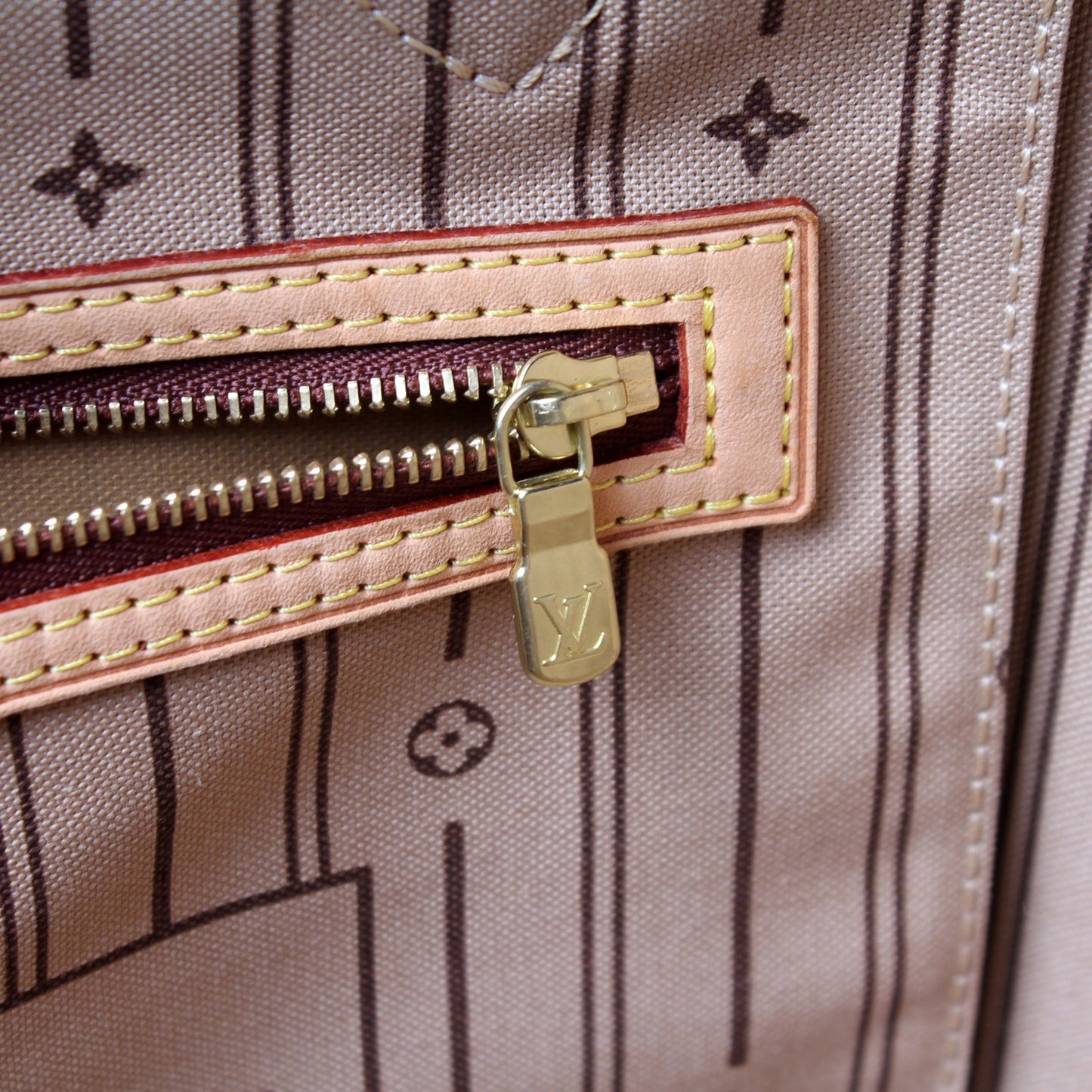 Neverfull MM Monogram