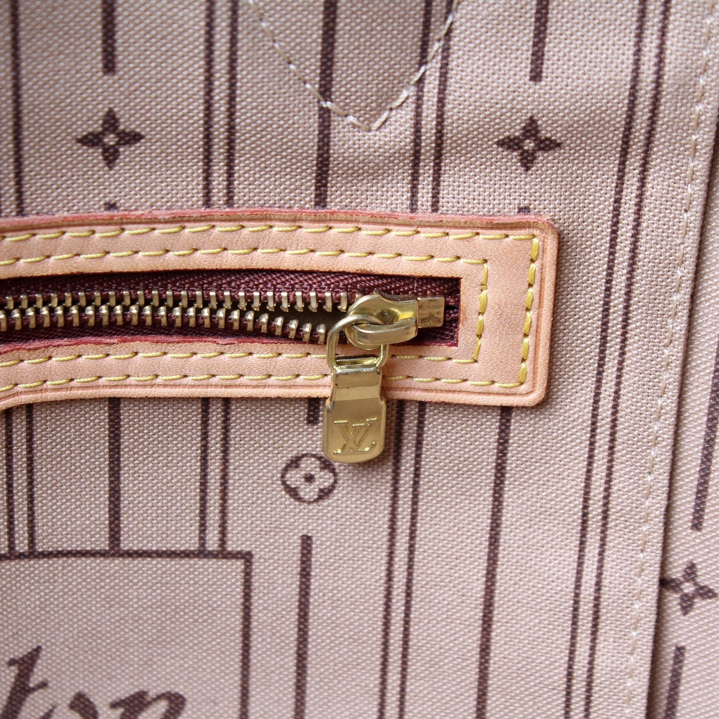 Neverfull MM Monogram