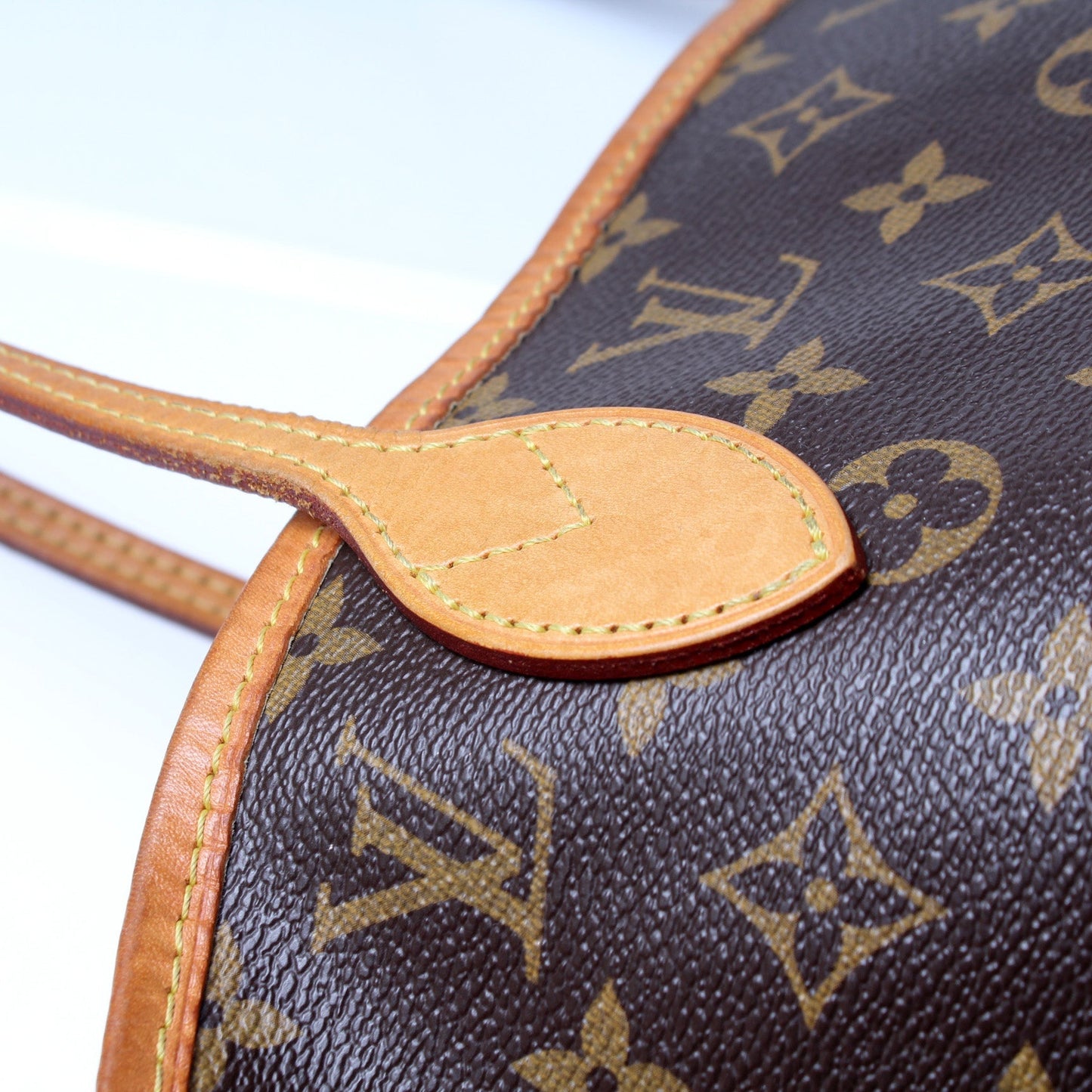 Neverfull MM W/ Wallet Monogram