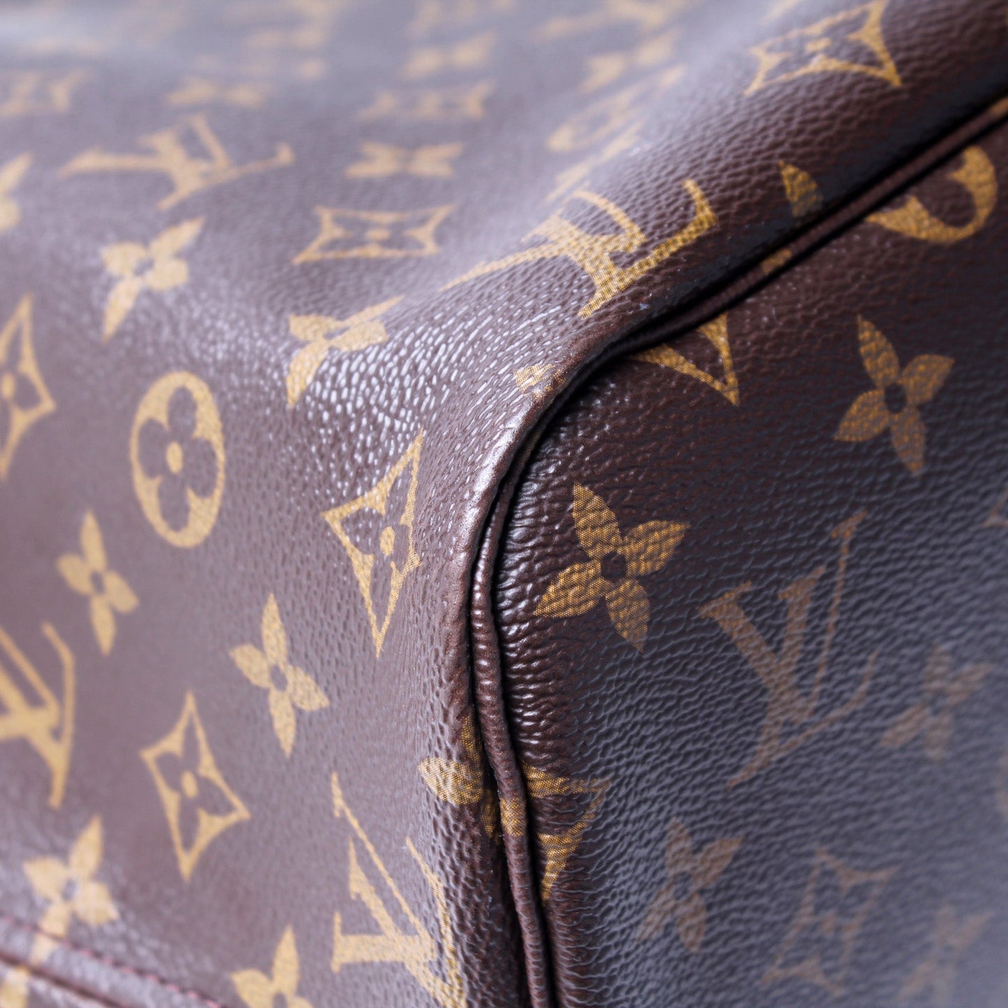 Neverfull MM W/ Wallet Monogram