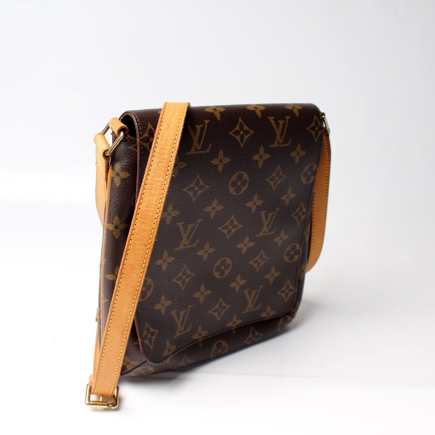 Musette Salsa Long Strap Monogram