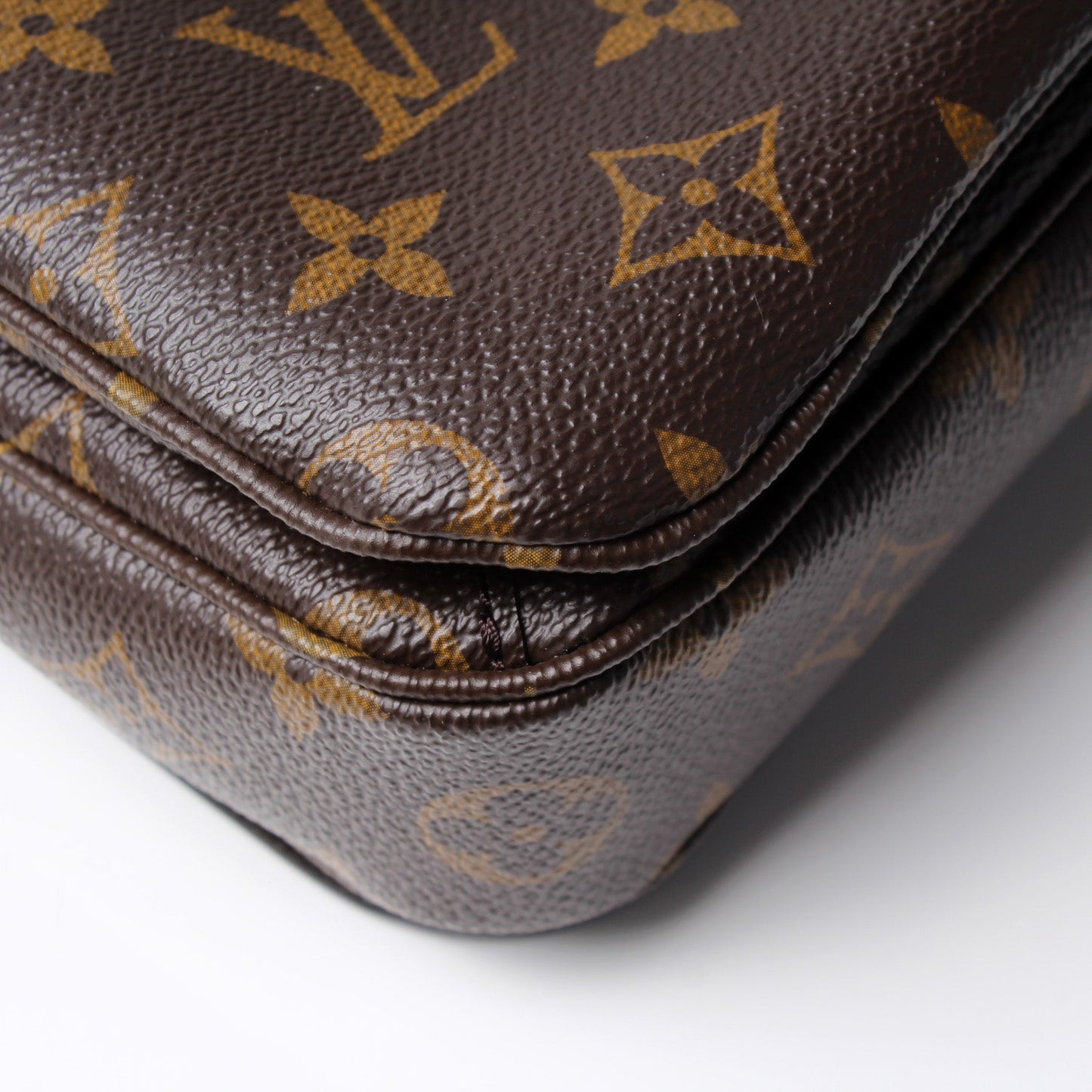 Pochette Metis Monogram