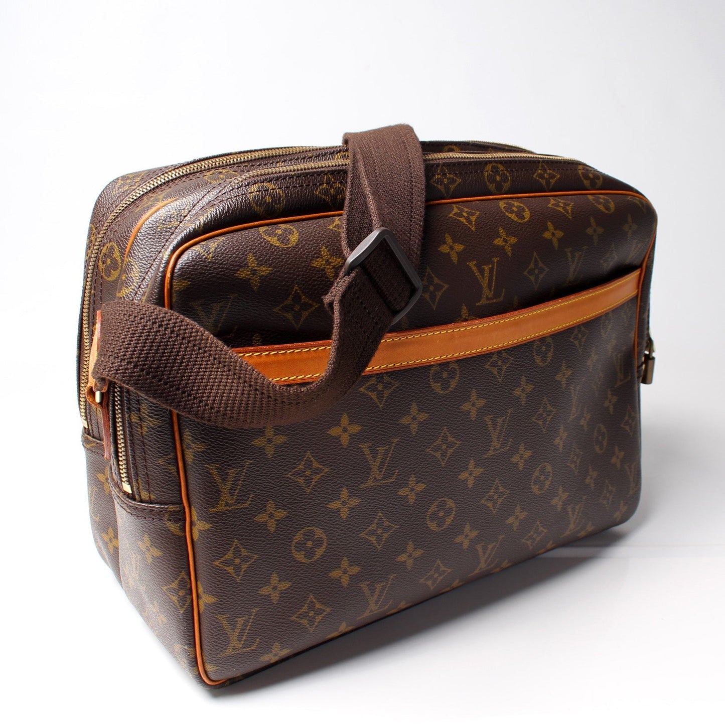 Reporter GM Monogram