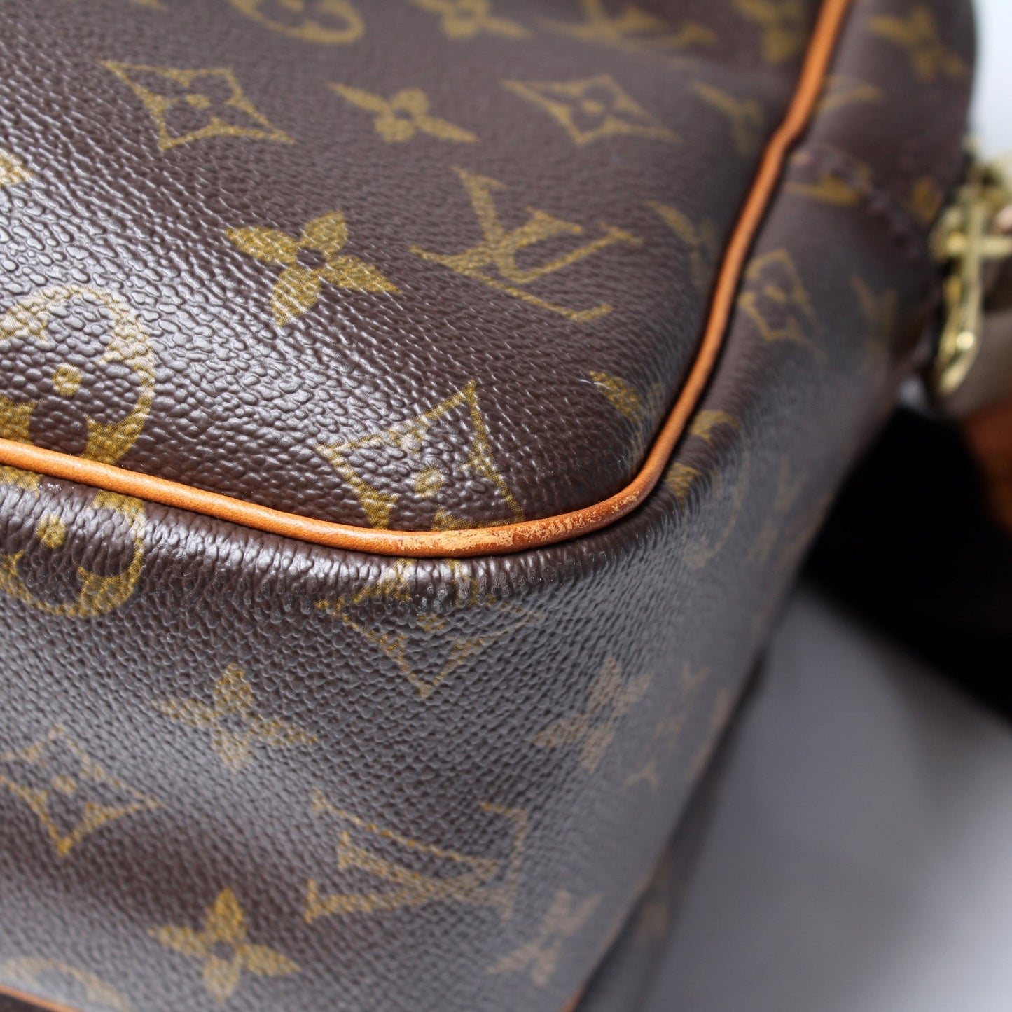 Reporter GM Monogram