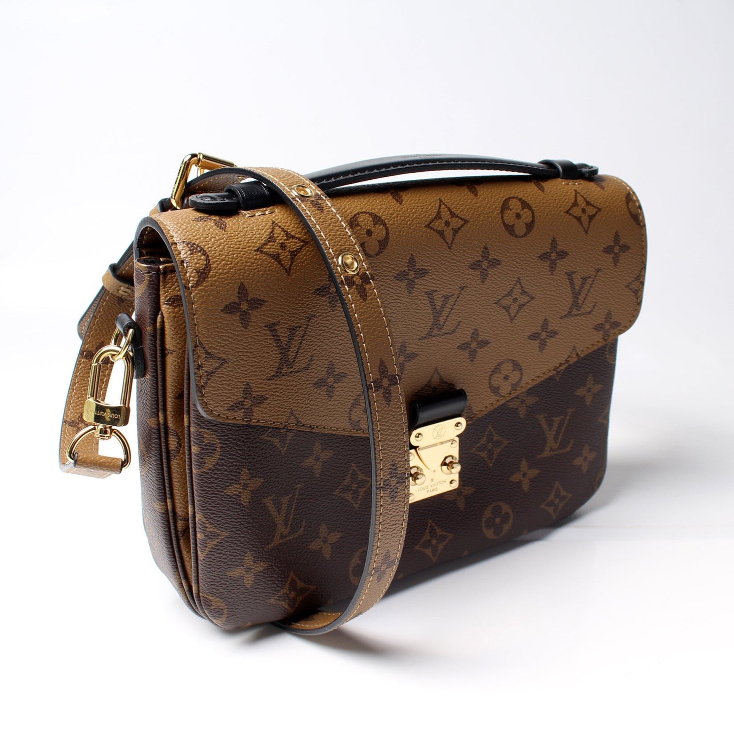 Pochette Metis Reverse Monogram