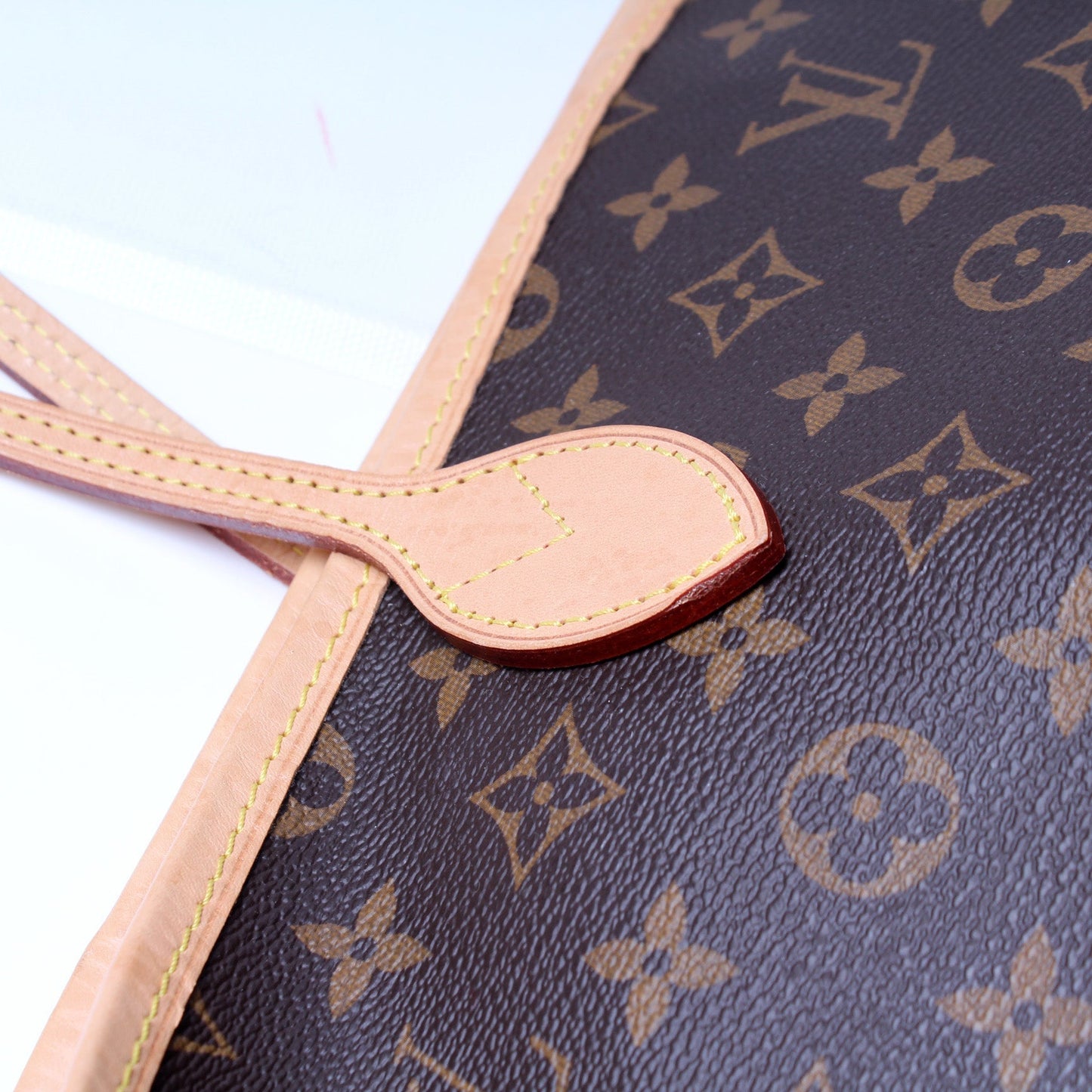 Neverfull GM W/ Wallet Monogram