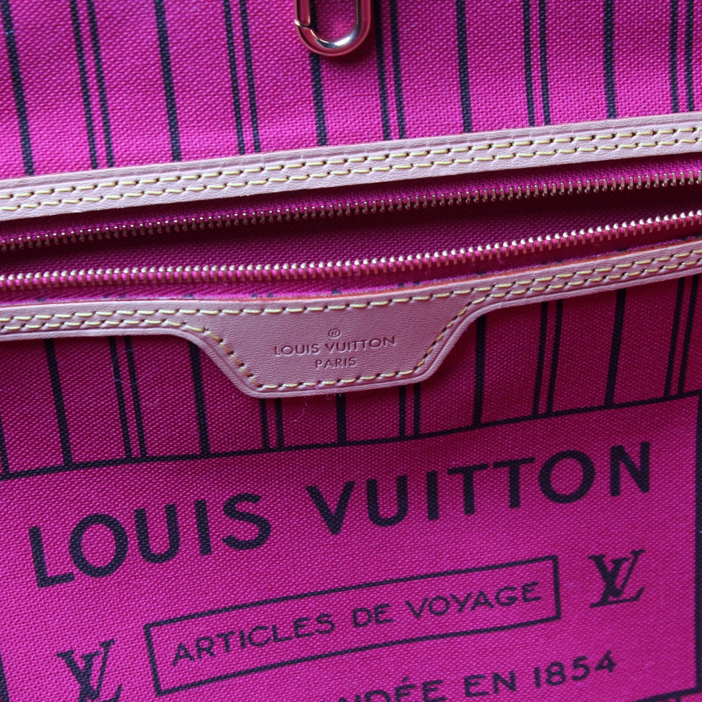 Neverfull GM W/ Wallet Monogram