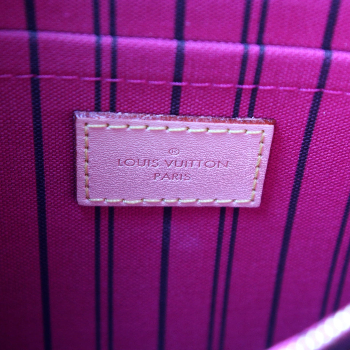 Neverfull GM W/ Wallet Monogram