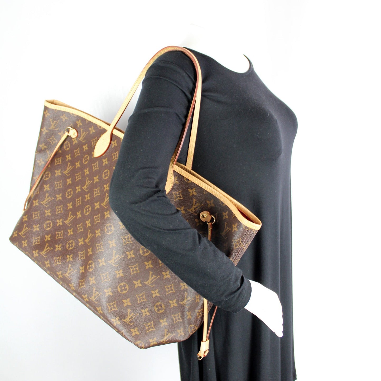 Neverfull GM W/ Wallet Monogram