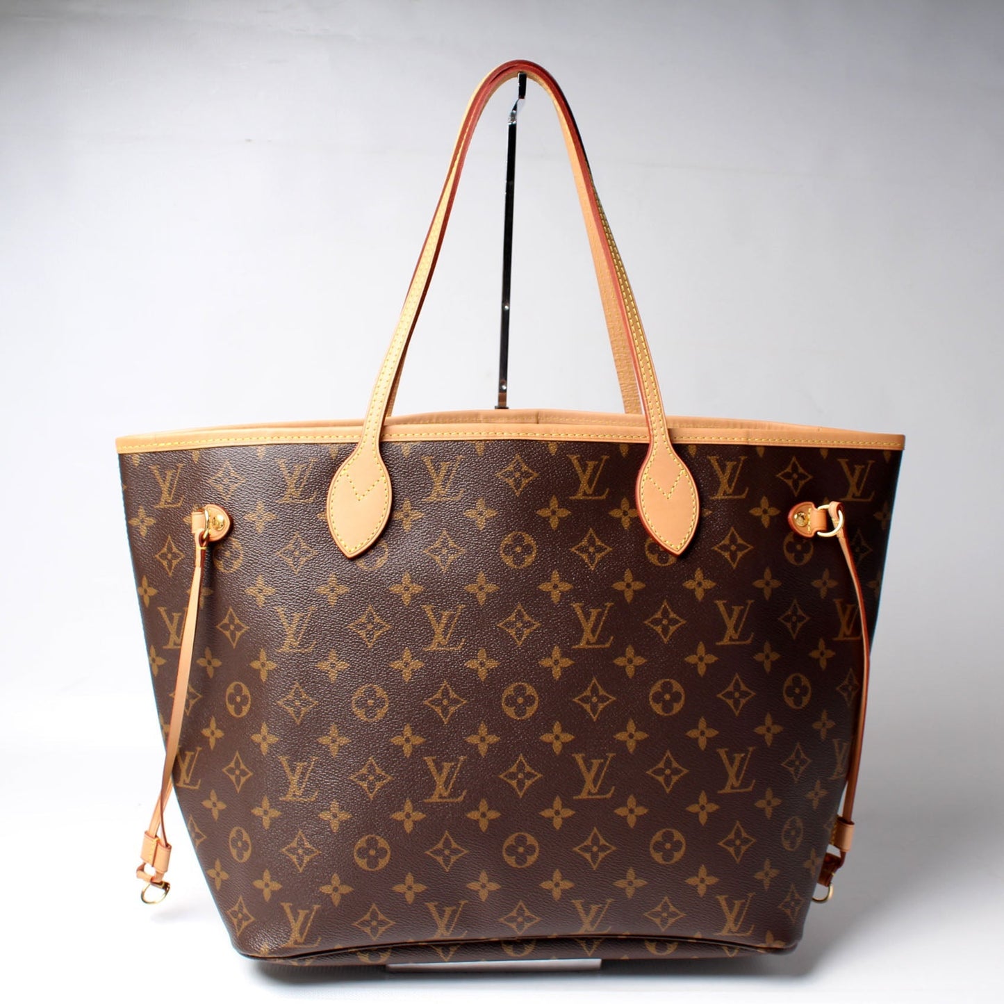 Neverfull MM Monogram