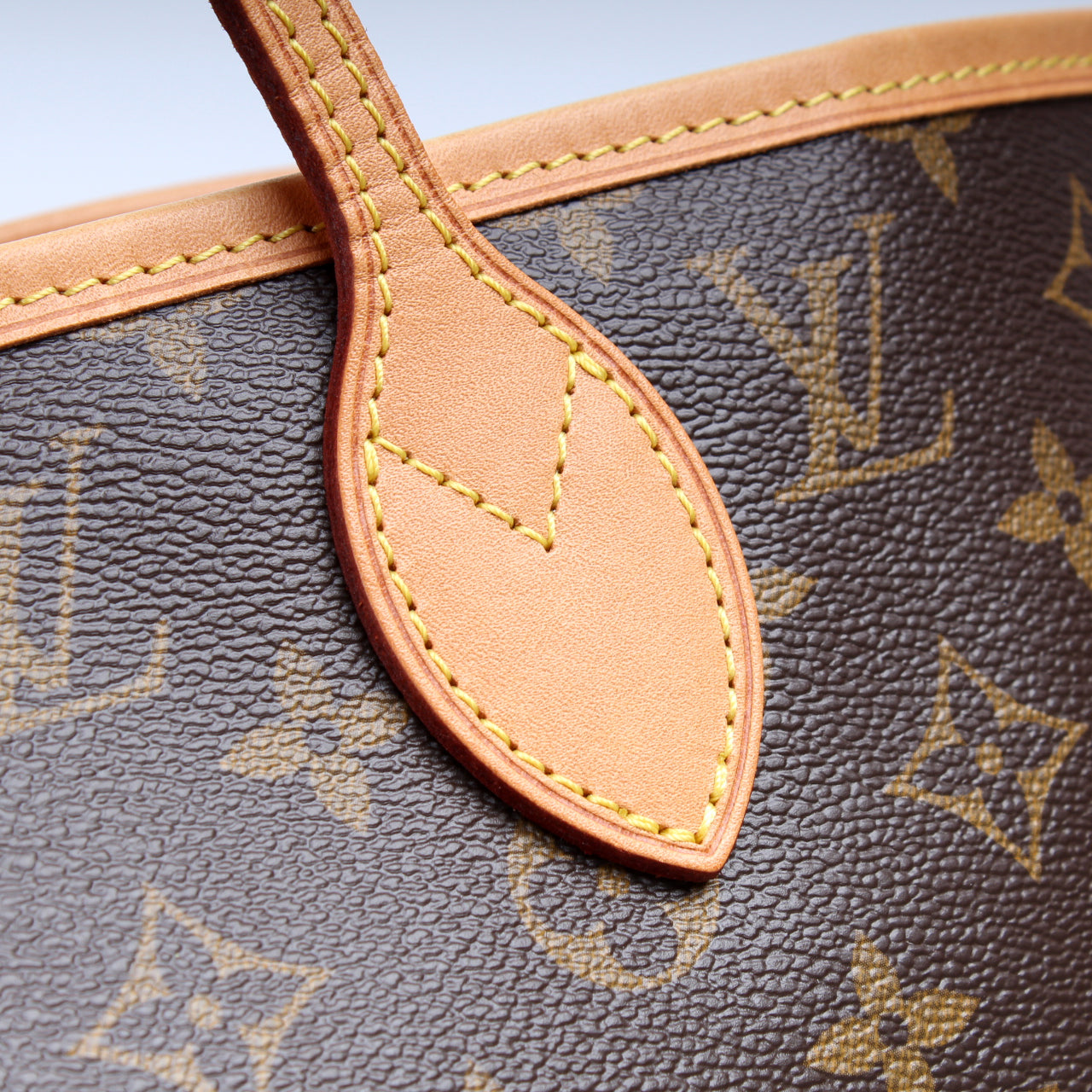 Neverfull MM Monogram
