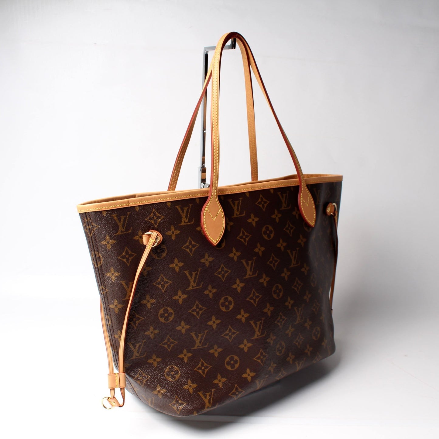 Neverfull MM Monogram