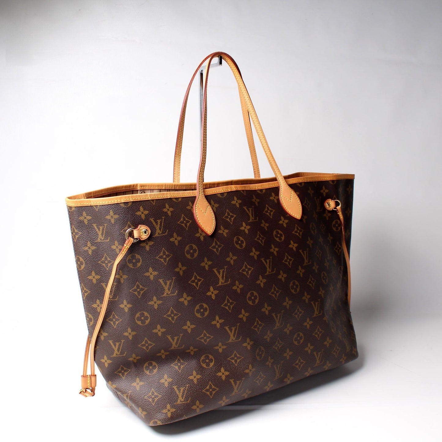 Neverfull GM Monogram
