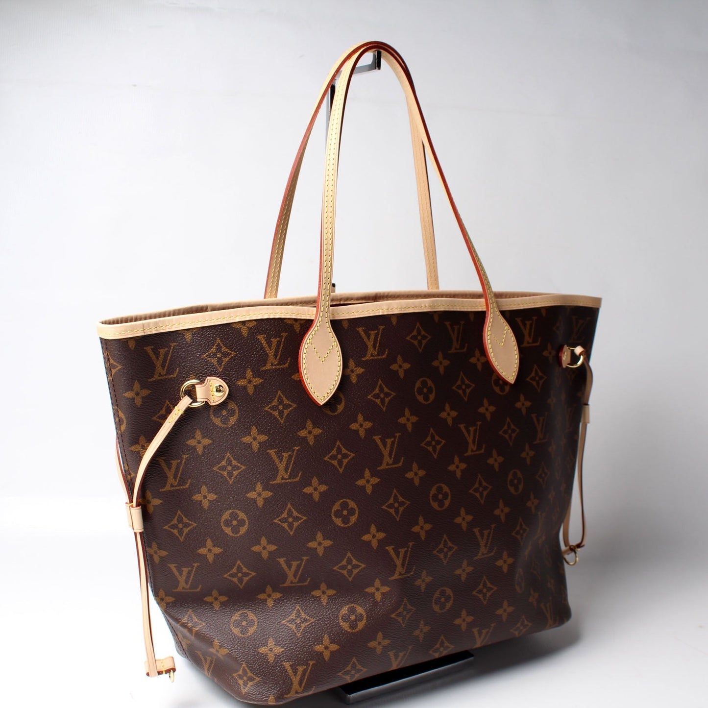 Neverfull MM Monogram