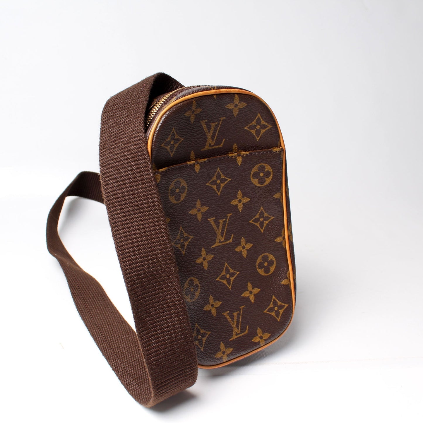 Pochette Gange Monogram