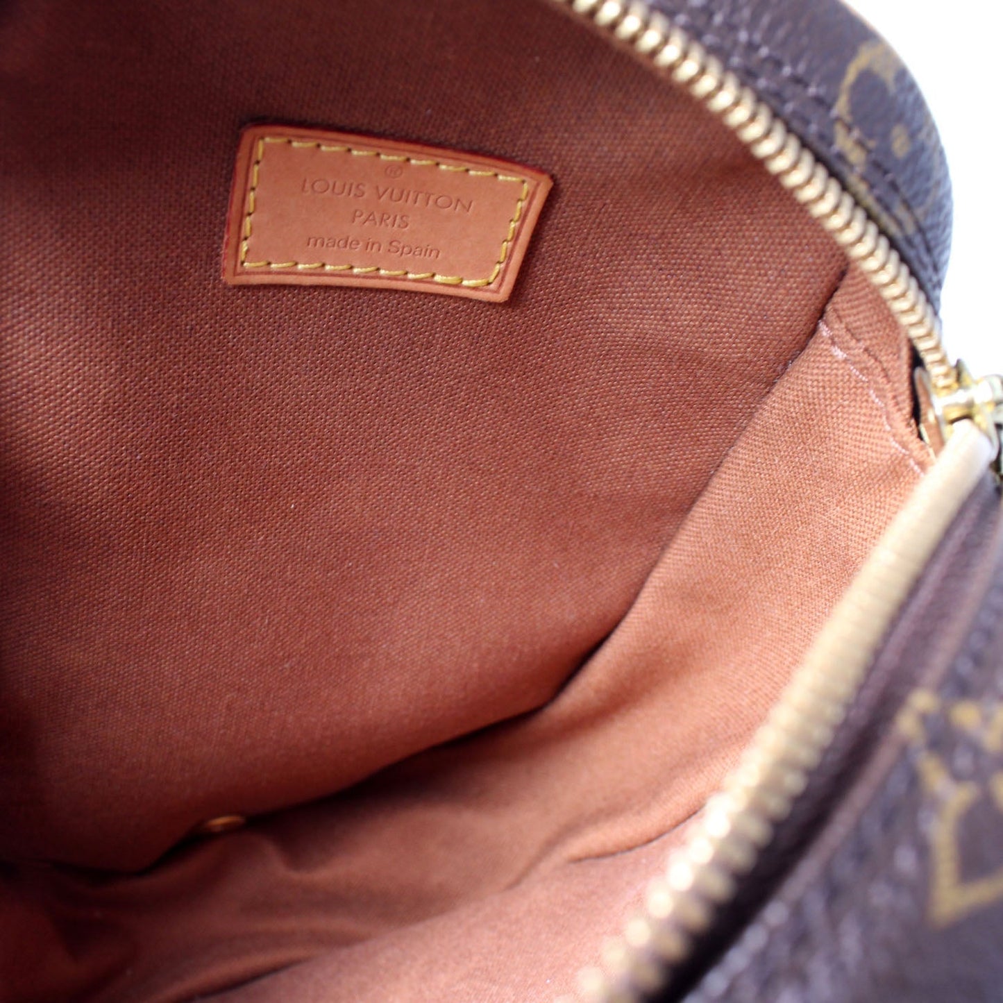 Pochette Gange Monogram