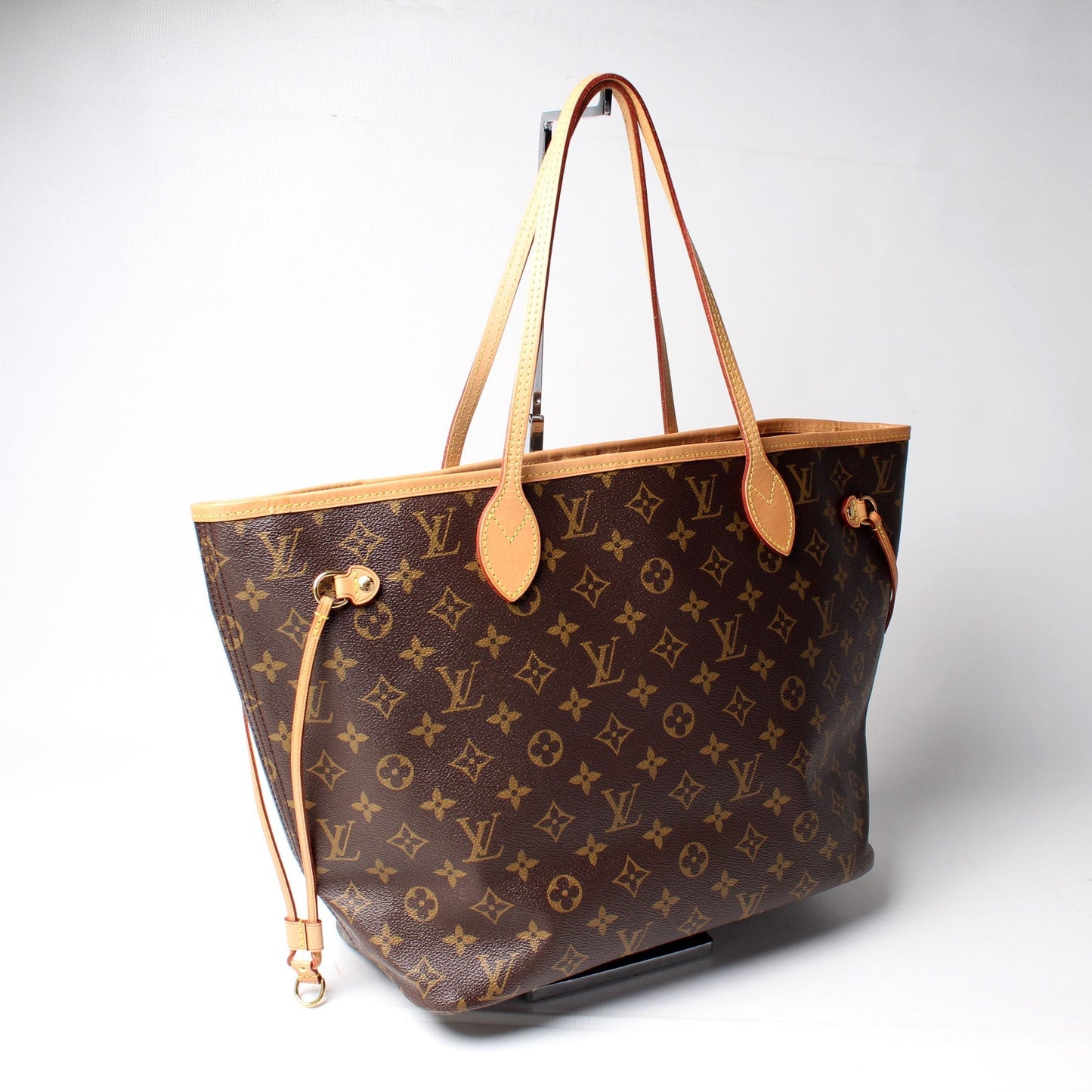 Neverfull MM Monogram