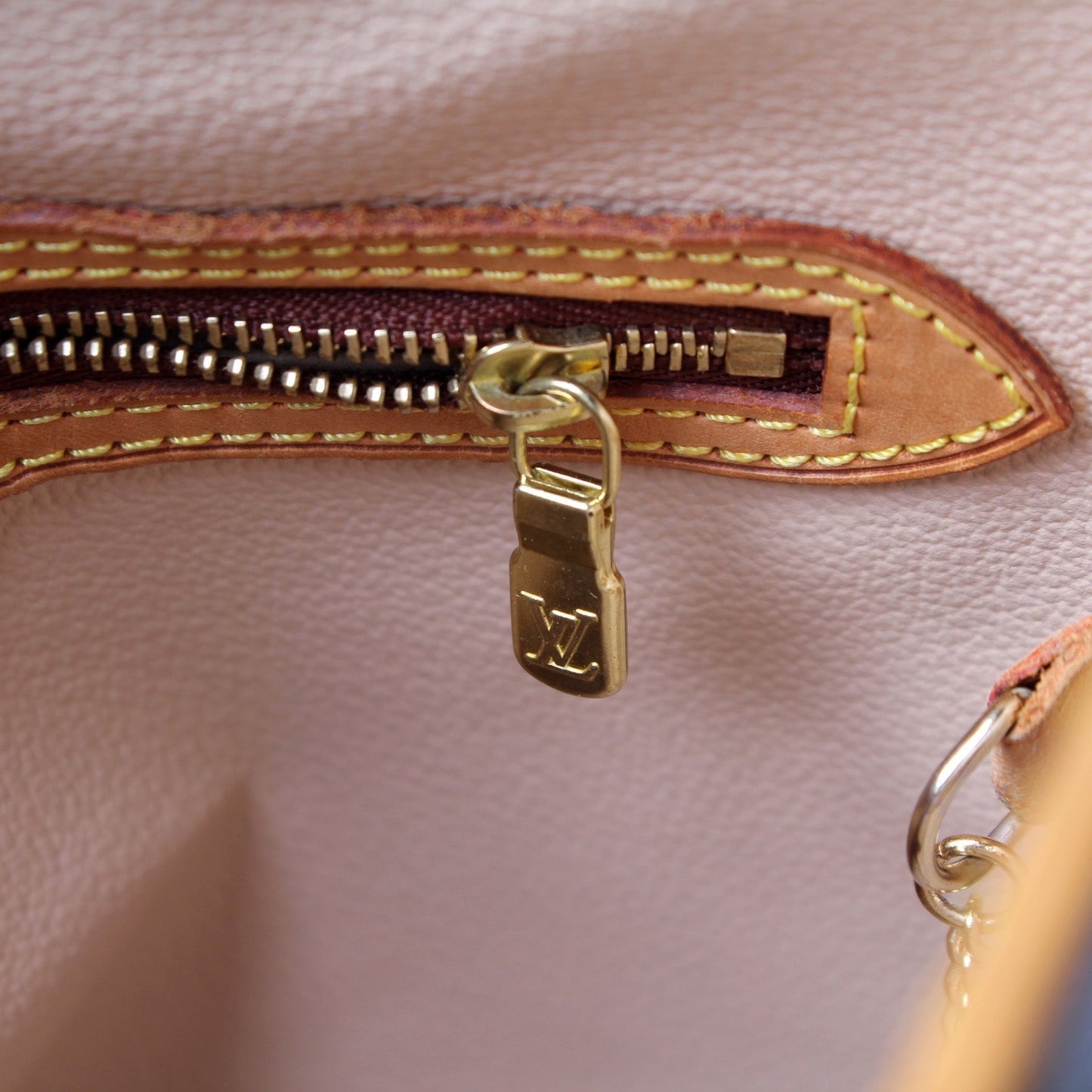 Petit Bucket Monogram