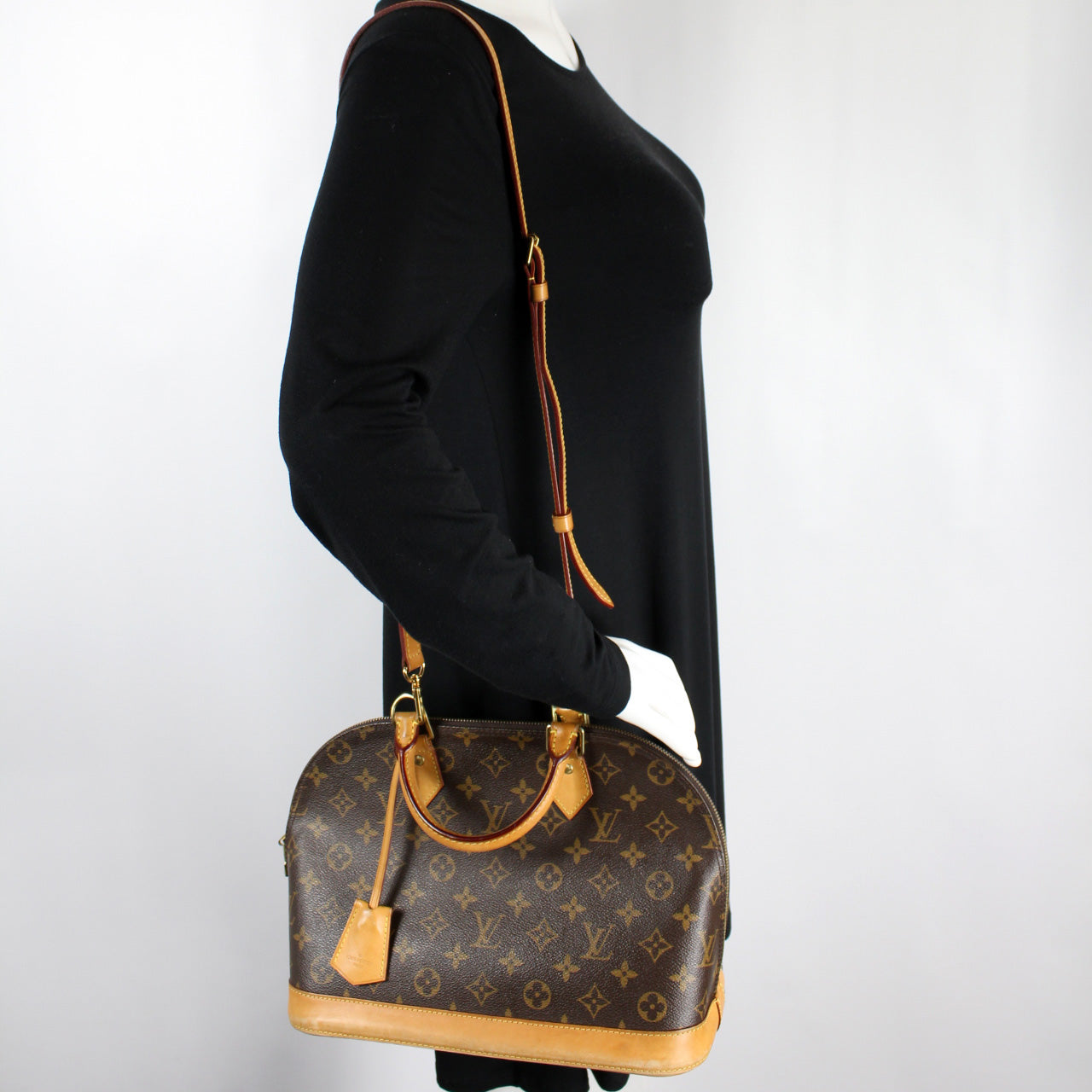 Almas PM Monogram Newer