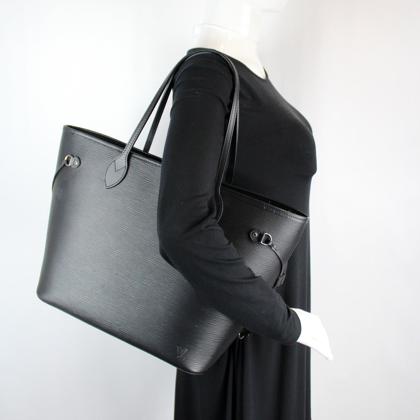 Neverfull MM W/ Wallet Epi