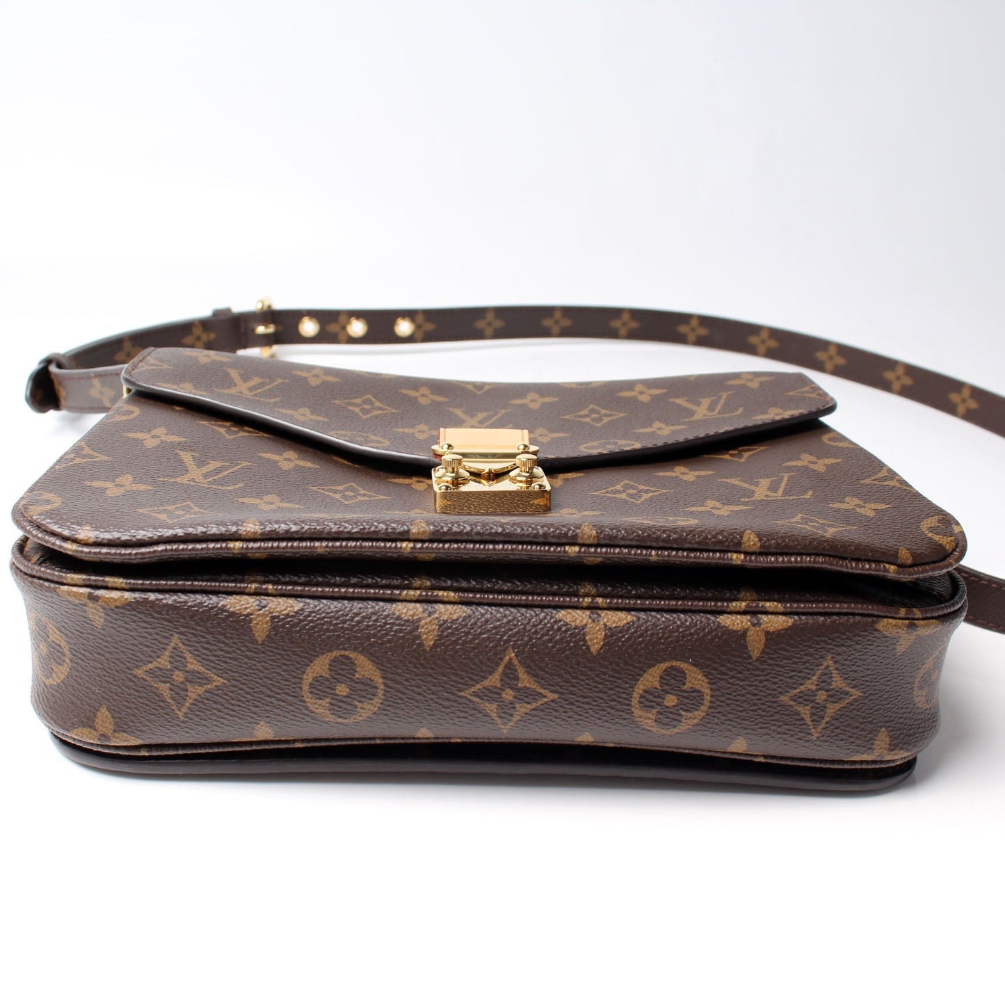 Pochette Metis Monogram