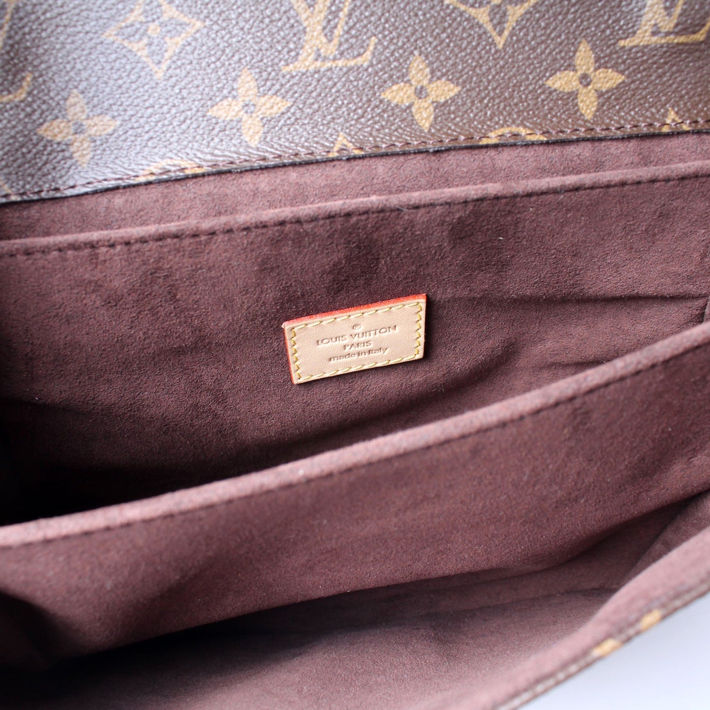 Pochette Metis Monogram