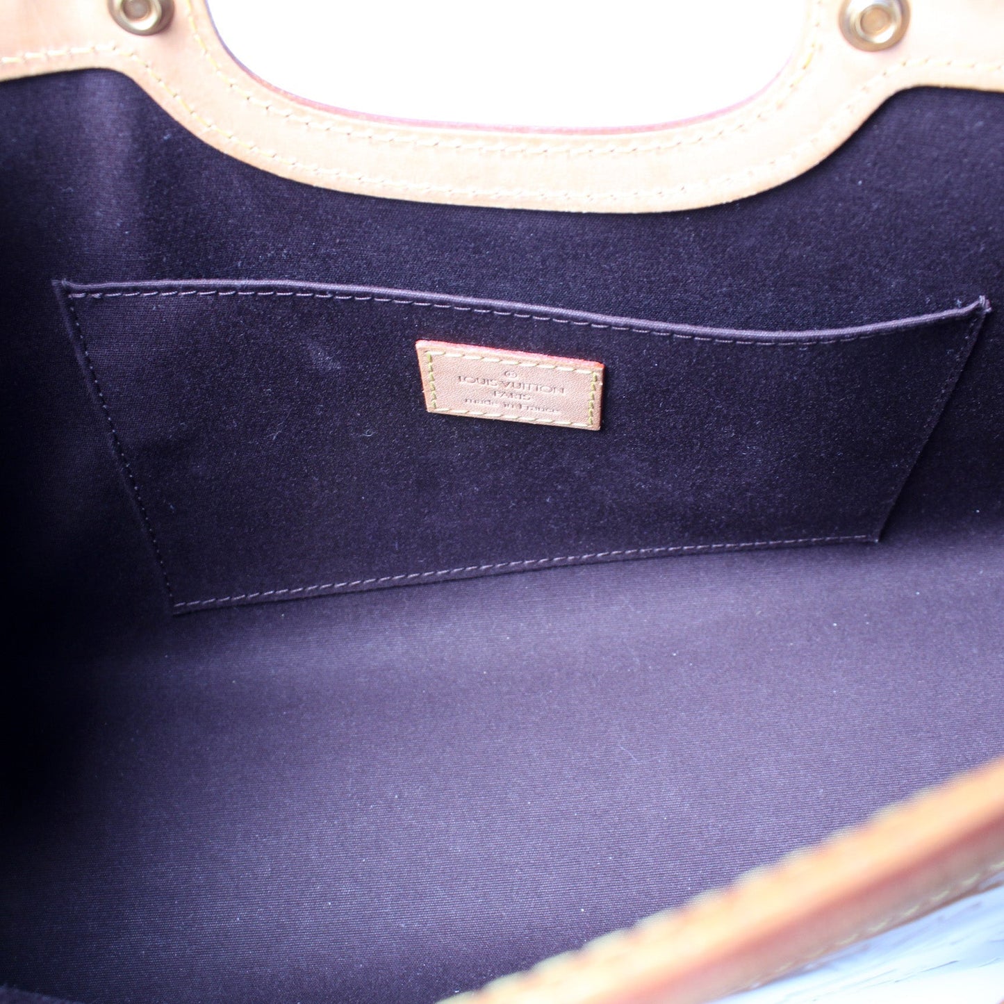 Roxbury Drive Vernis