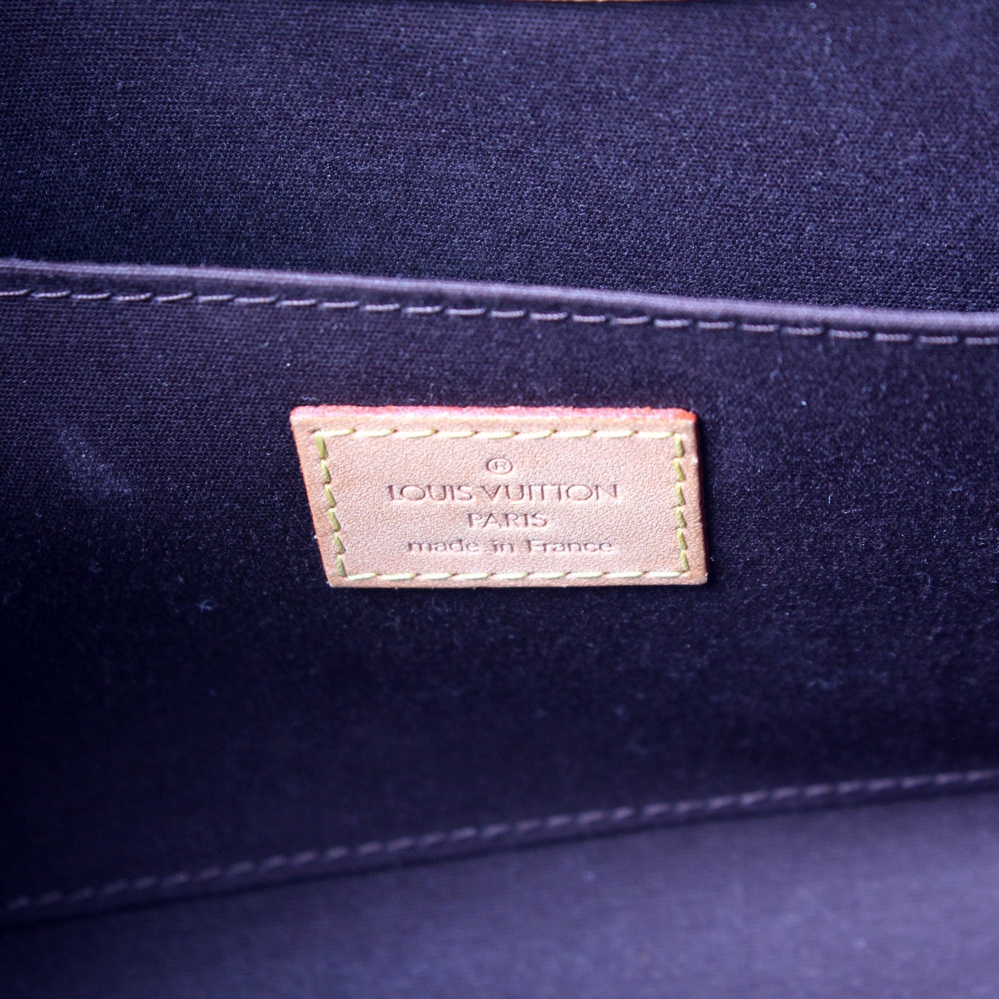 Roxbury Drive Vernis