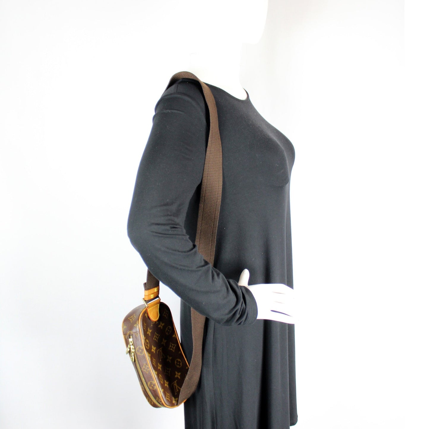 Pochette Gange Monogram