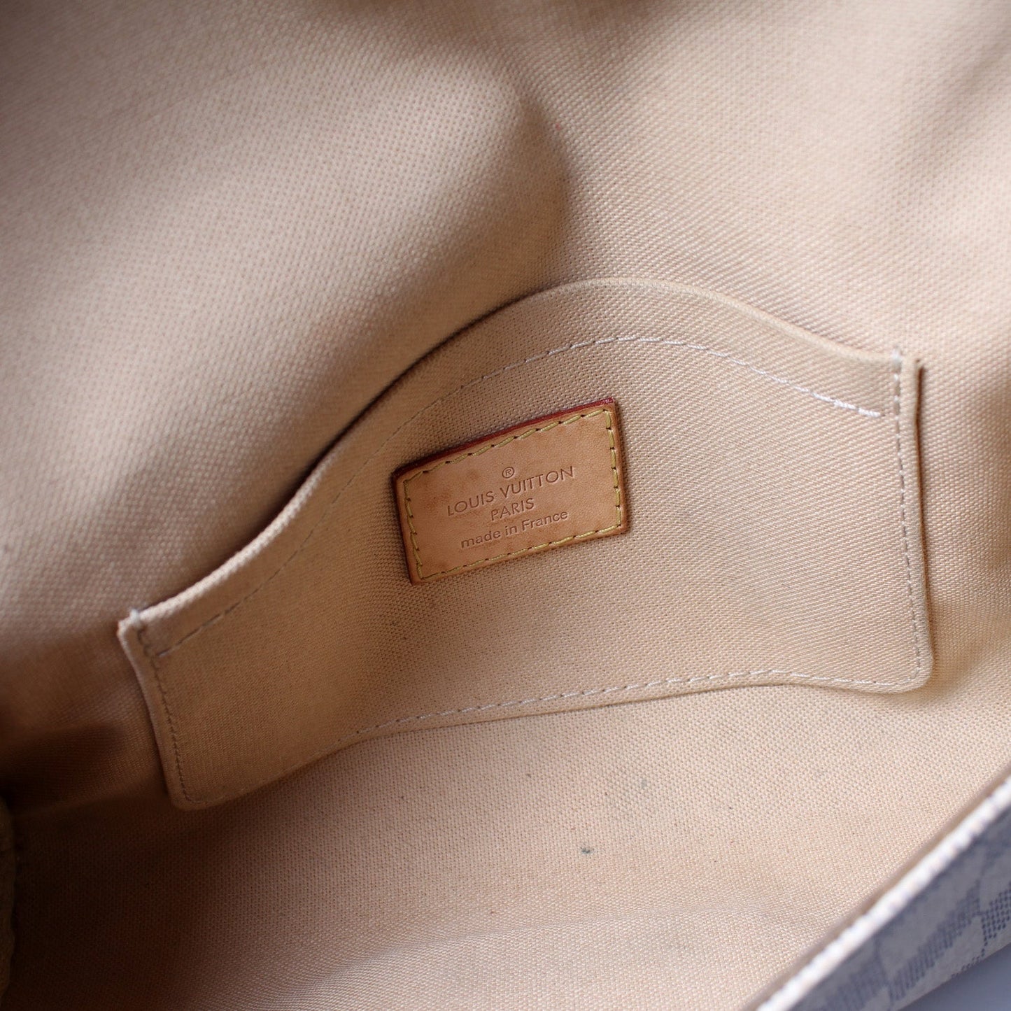 hold - Favorite PM Damier Azur