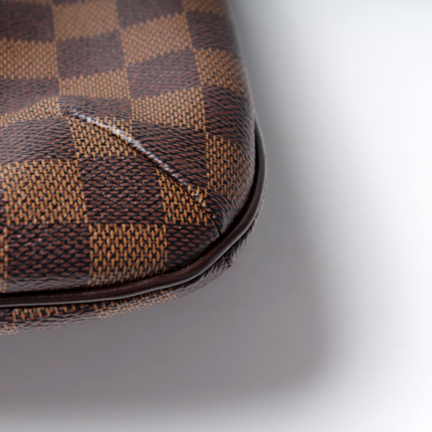 Bloomsbury PM Damier Ebene