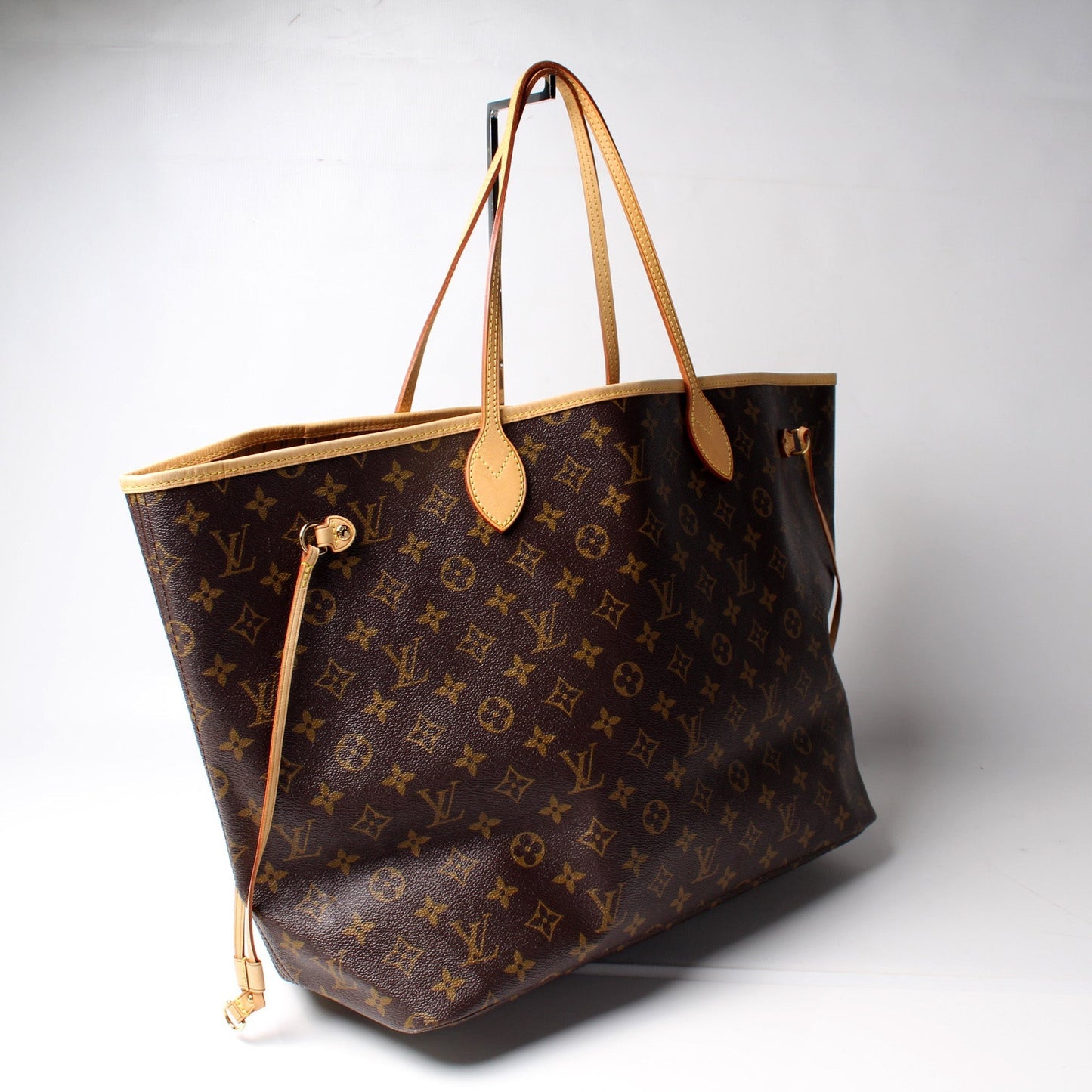 Neverfull GM Monogram