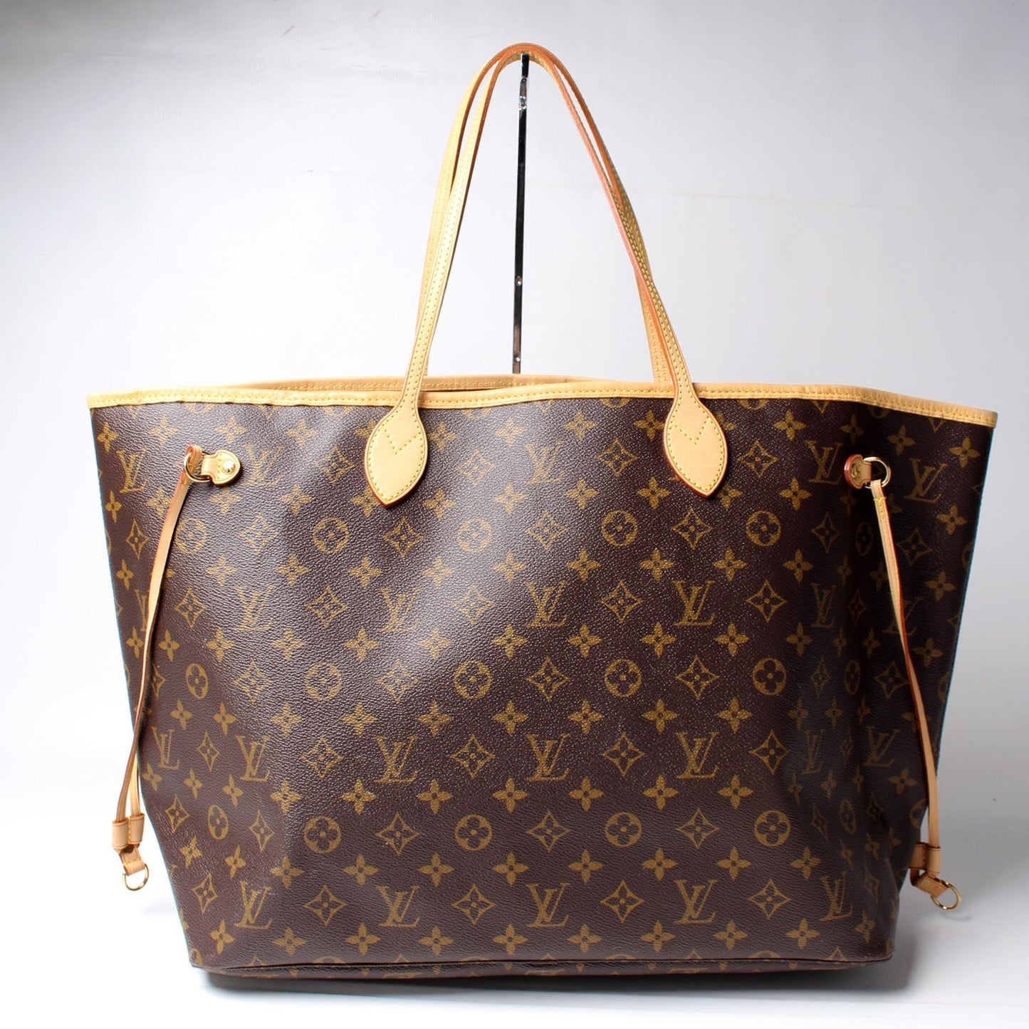 Neverfull GM Monogram