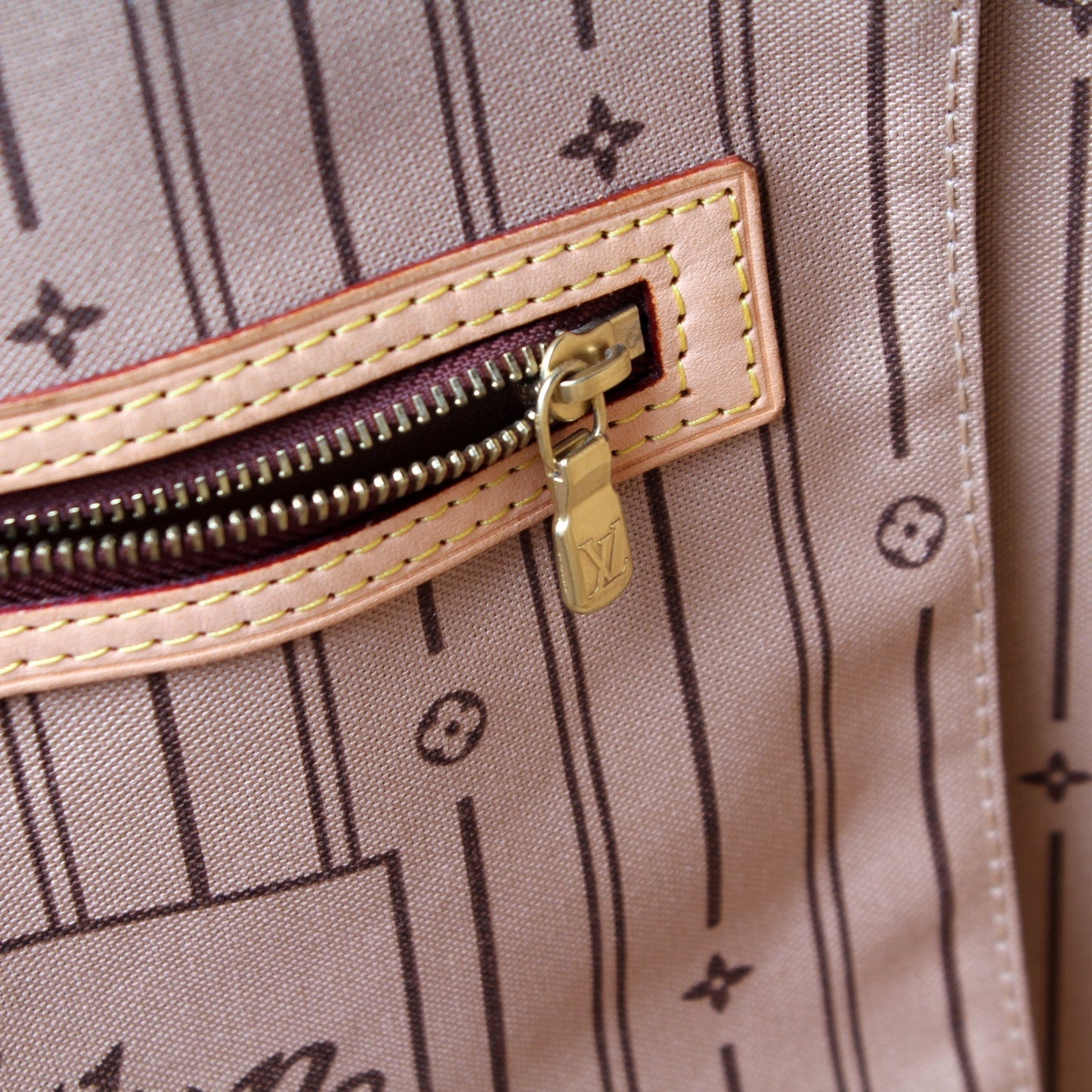 Neverfull GM Monogram