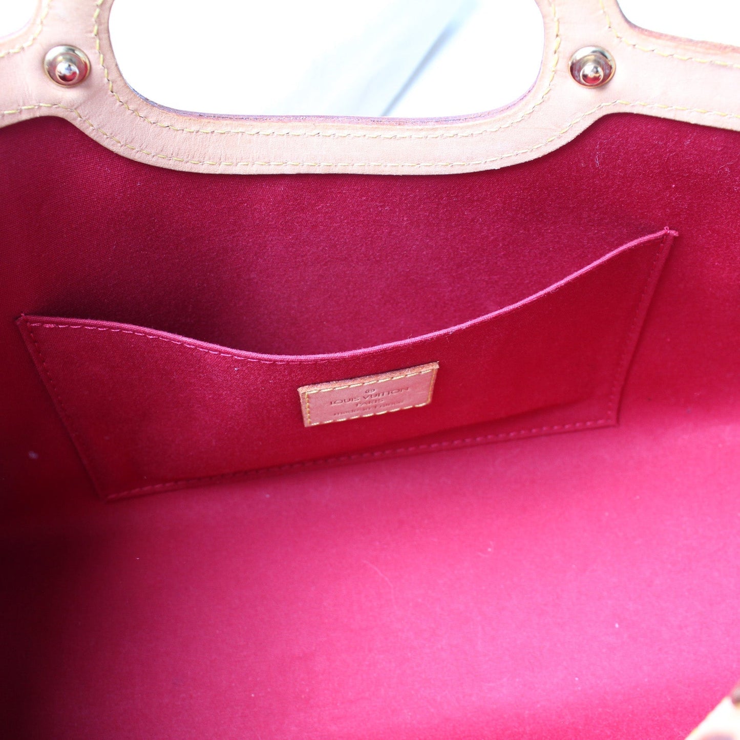 Roxbury Drive Vernis