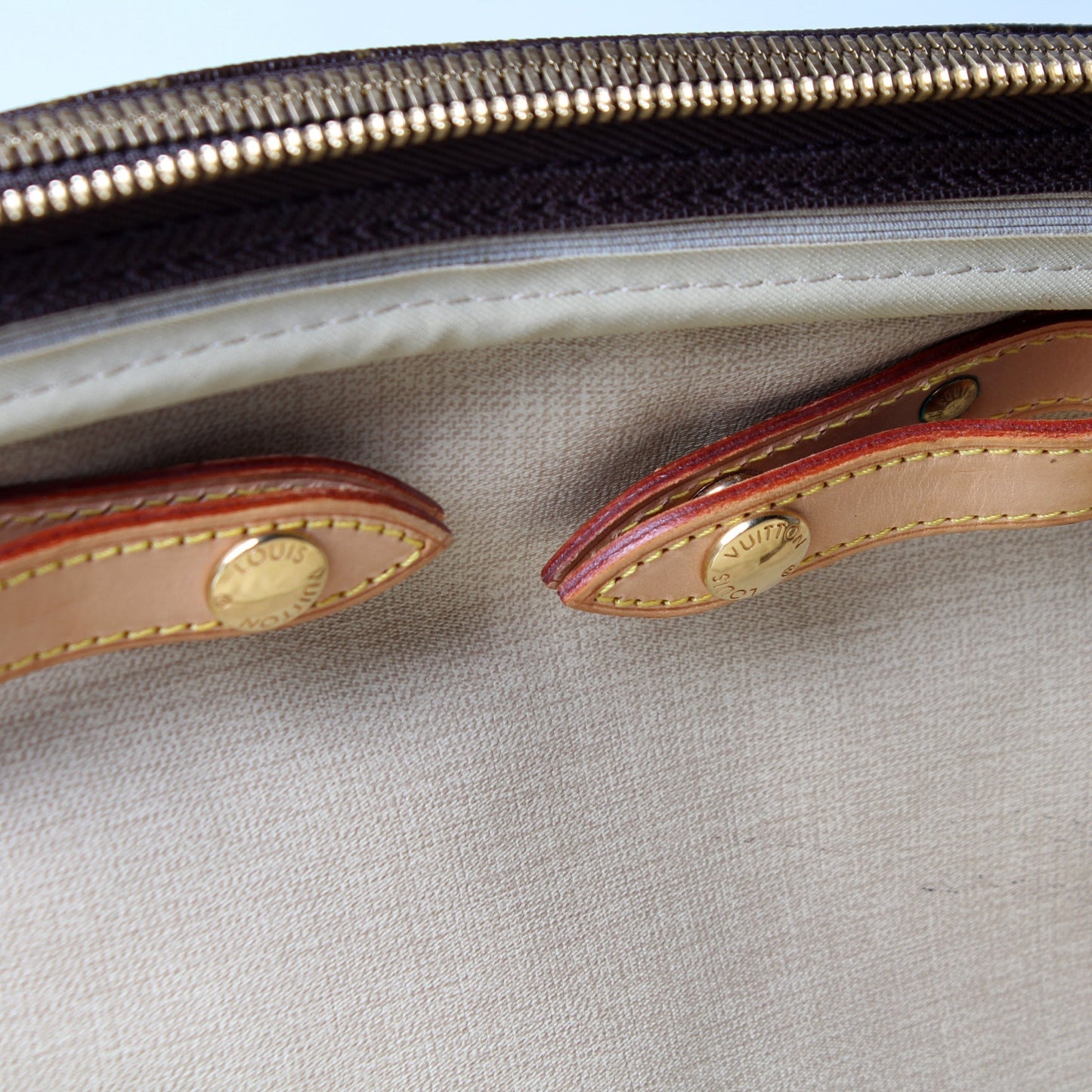 Alize 2 Compartment Monogram