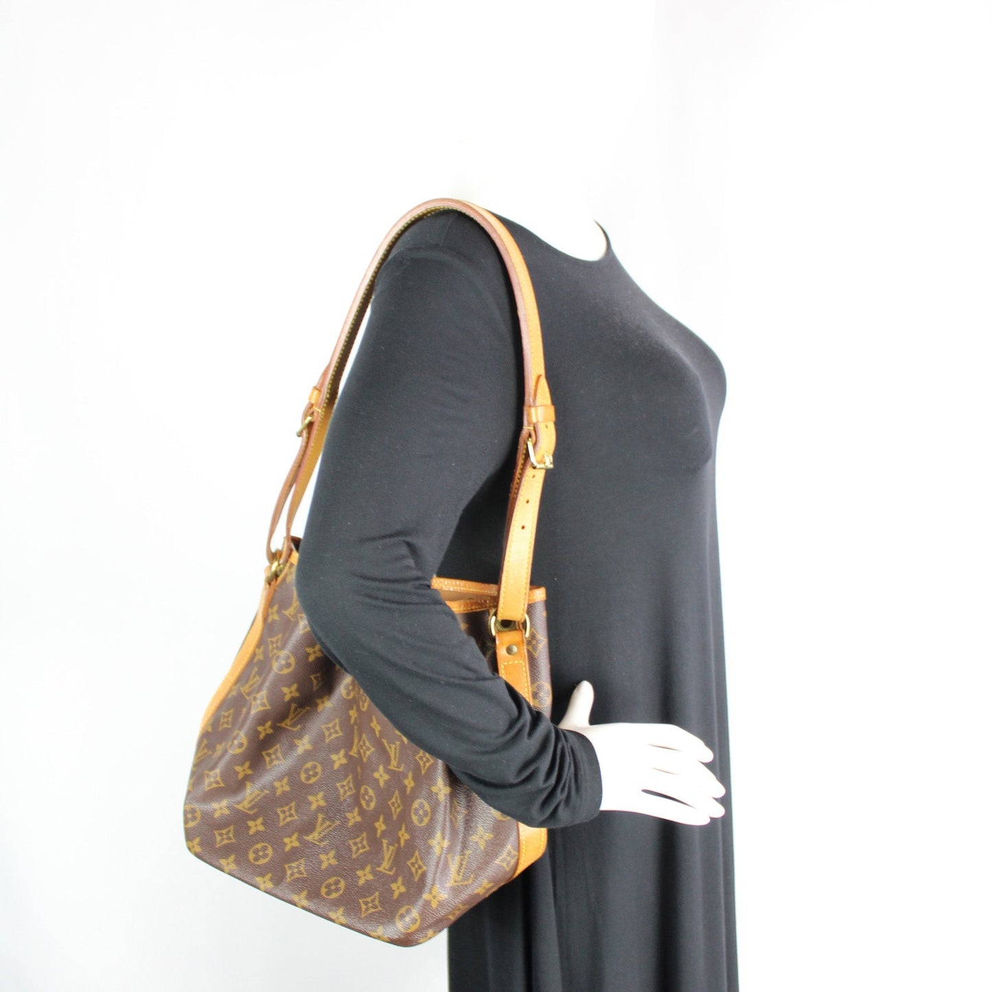 Noe Petit Vintage Monogram